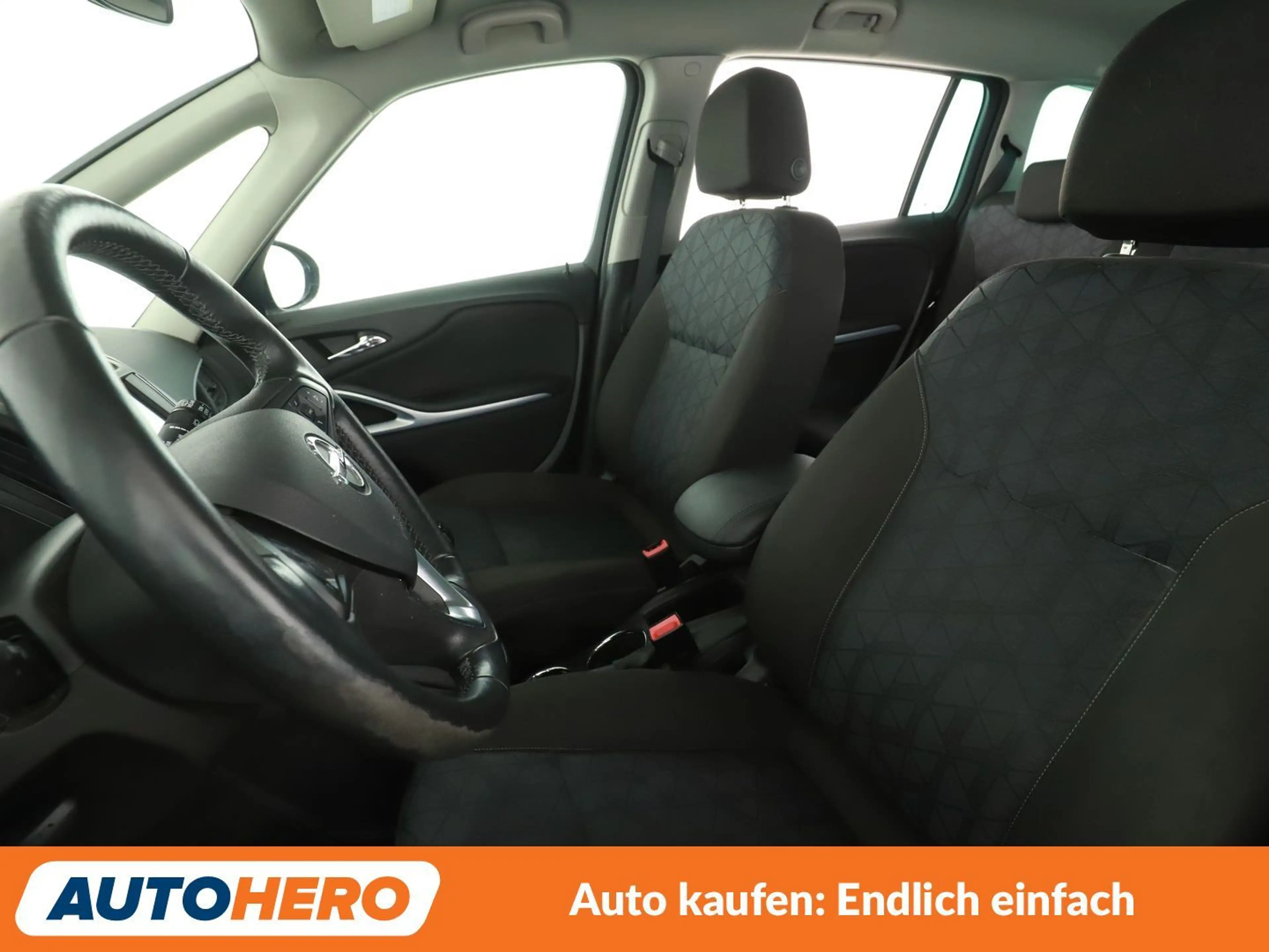 Opel Zafira Tourer 1.6 SIDI Turbo 120 Jahre Start/Stop *TEMPO*PDC*SHZ — photo 4
