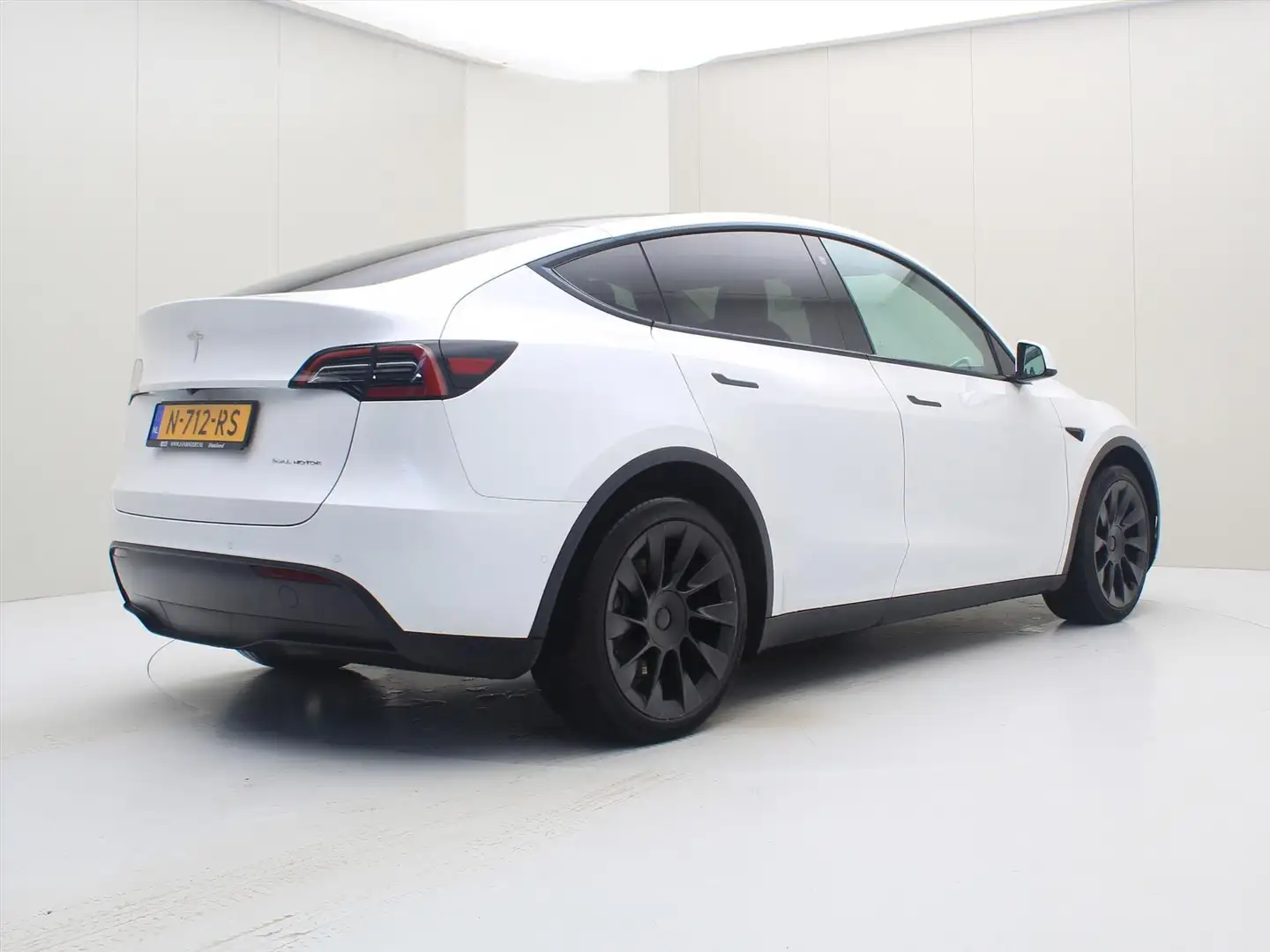 Tesla Model Y Long-Range AWD 351pk 75 kWh [ AUTOPILOT+20'' LMV+5 Wit - 2