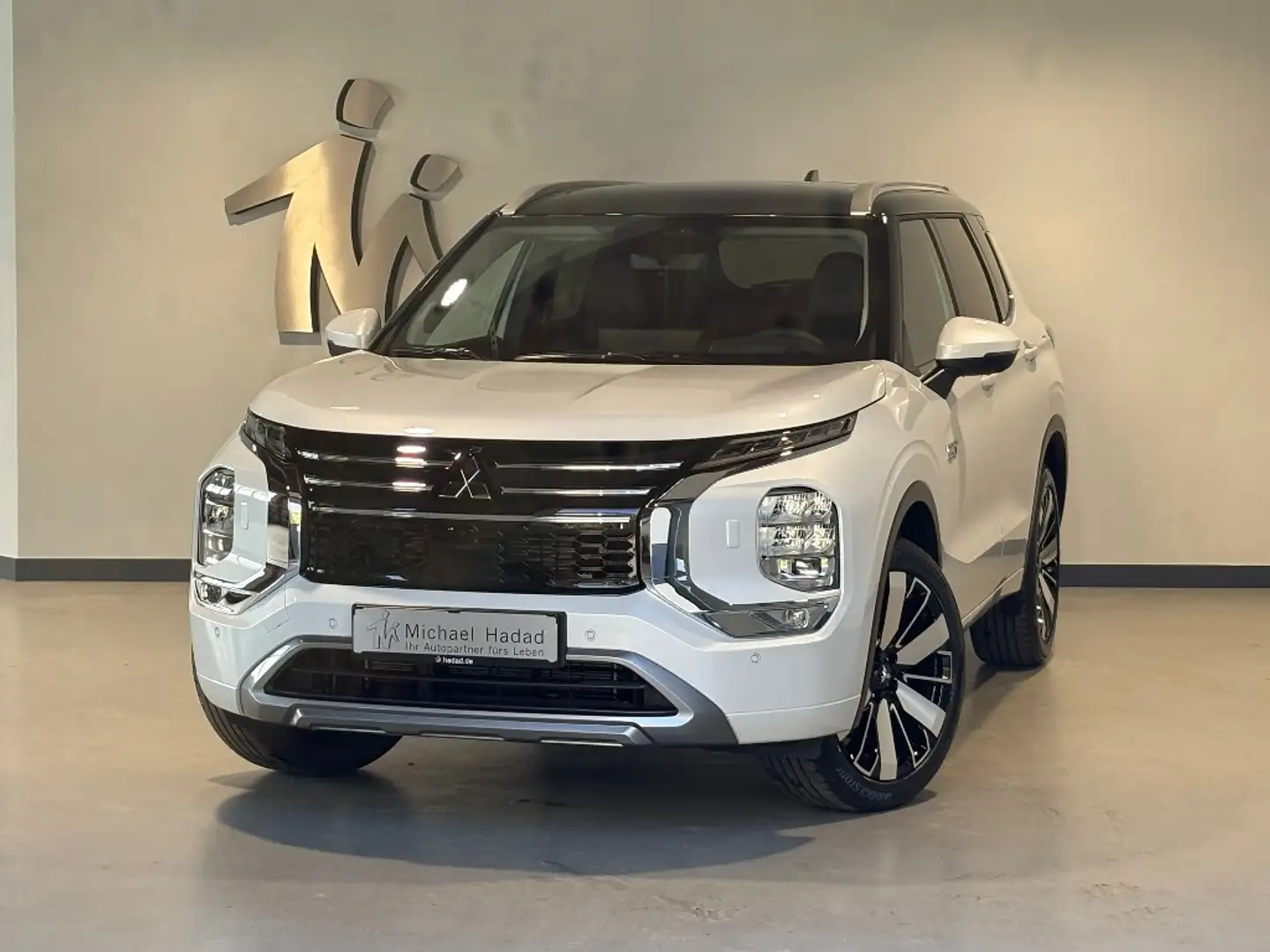 Mitsubishi Outlander PHEV Plug-in Hybrid TOP 2-Farbig 4WD Weiß - 1