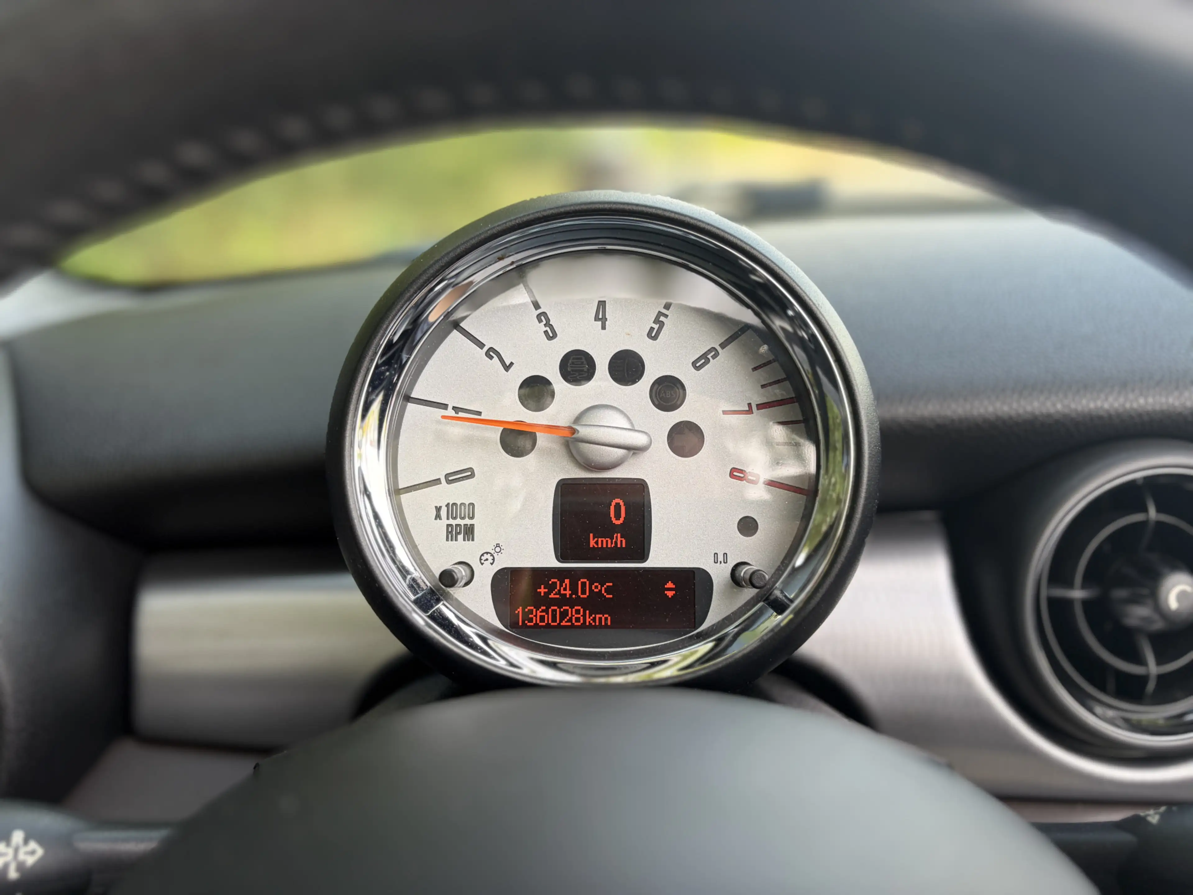 MINI Cooper Cabrio 1.6 Highgate Chili — photo 16
