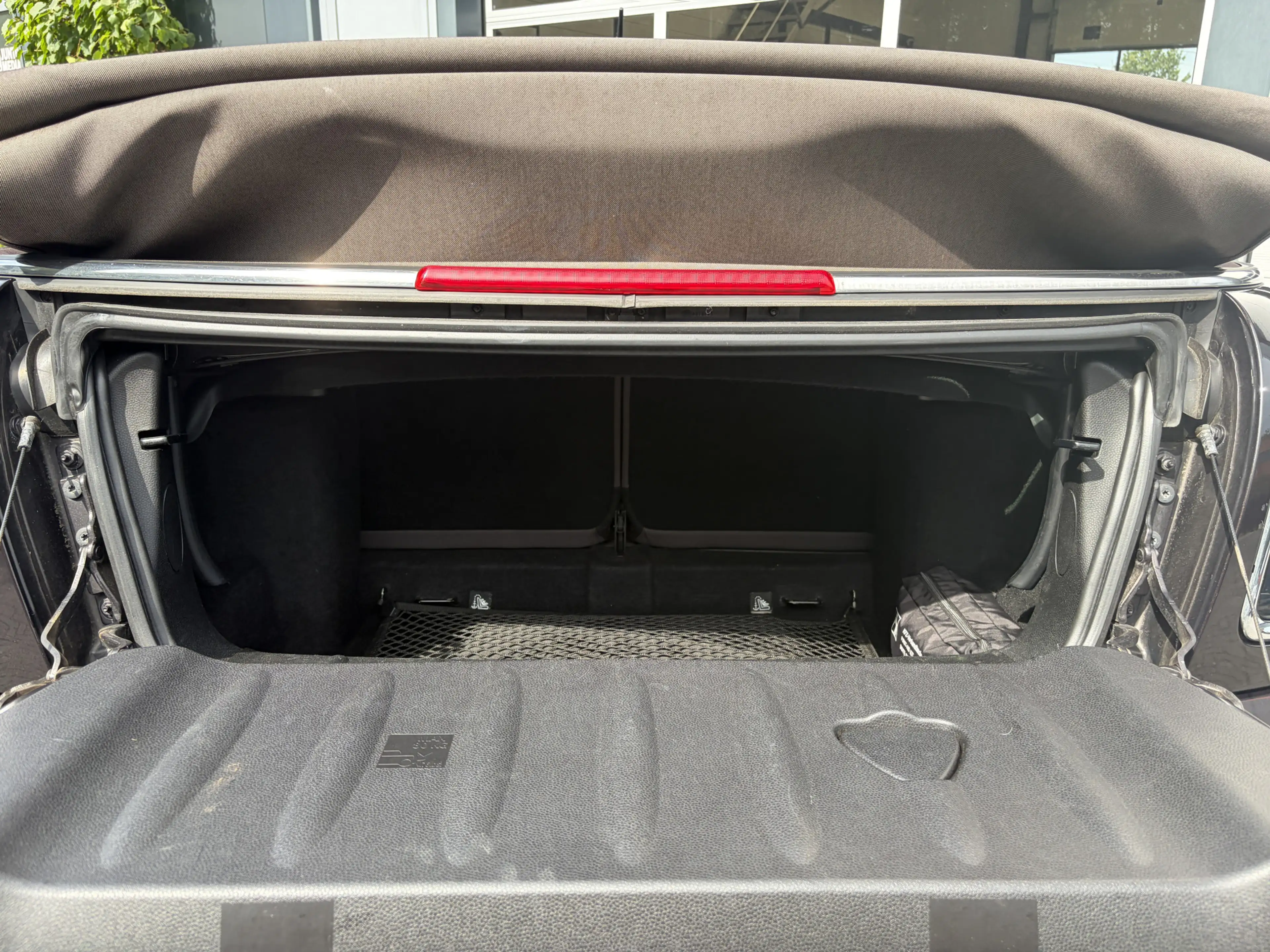 MINI Cooper Cabrio 1.6 Highgate Chili — photo 46