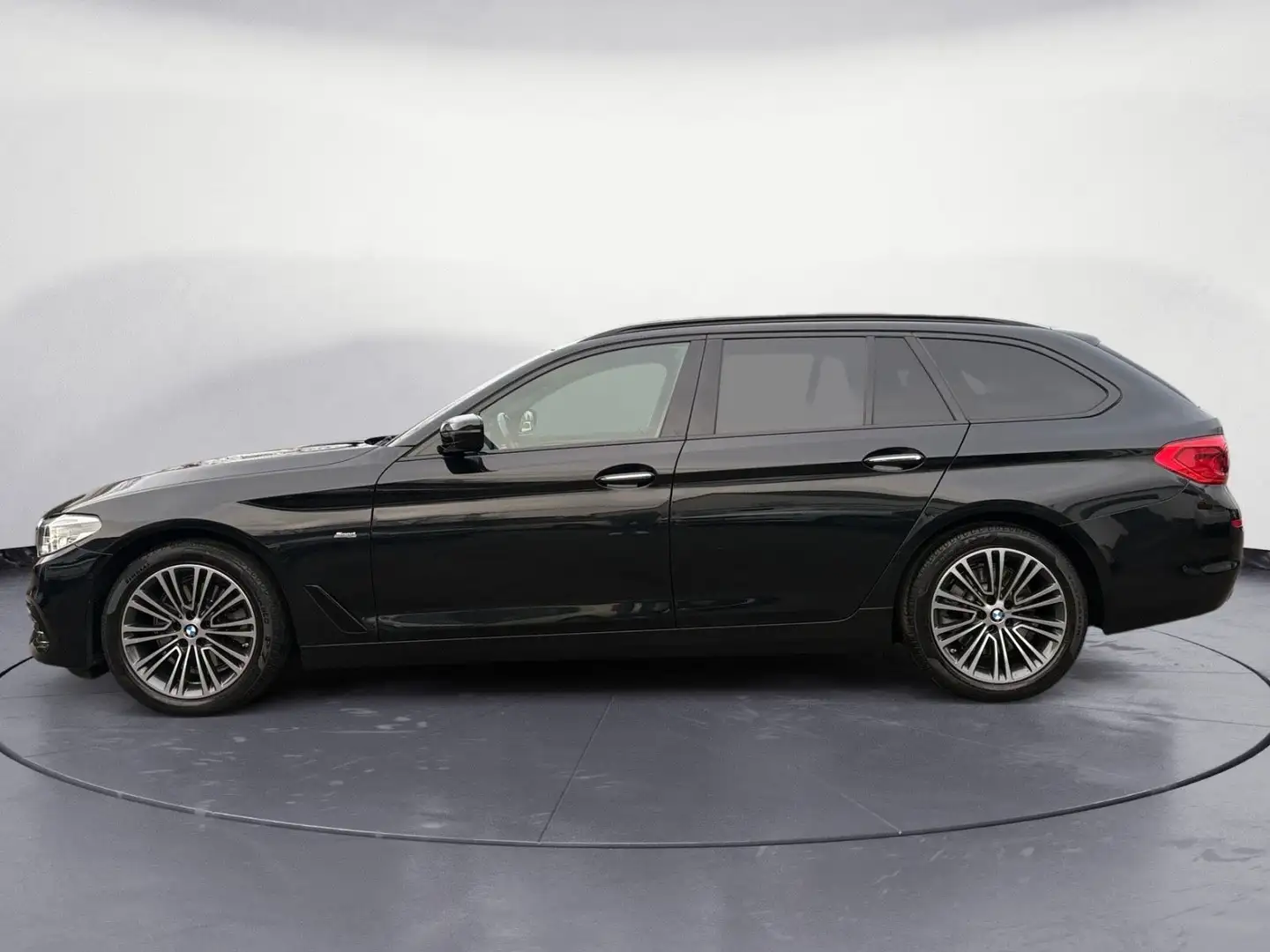 BMW 520 i Sport Line Innovations/Exlusiv/Busin-Pak. Schwarz - 2