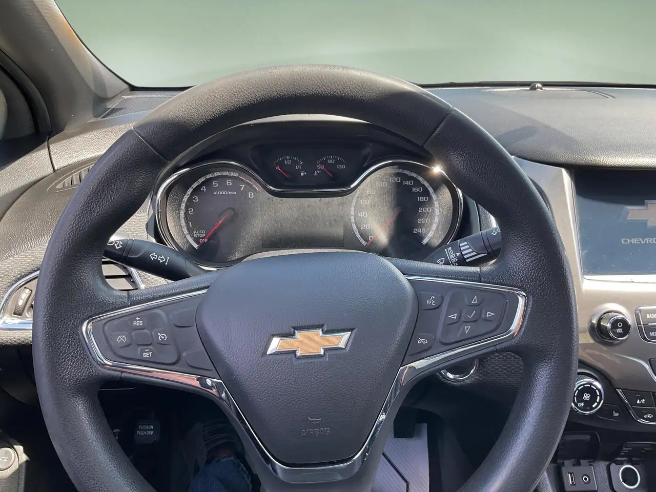 Chevrolet Cruze снимка Chevrolet Cruze