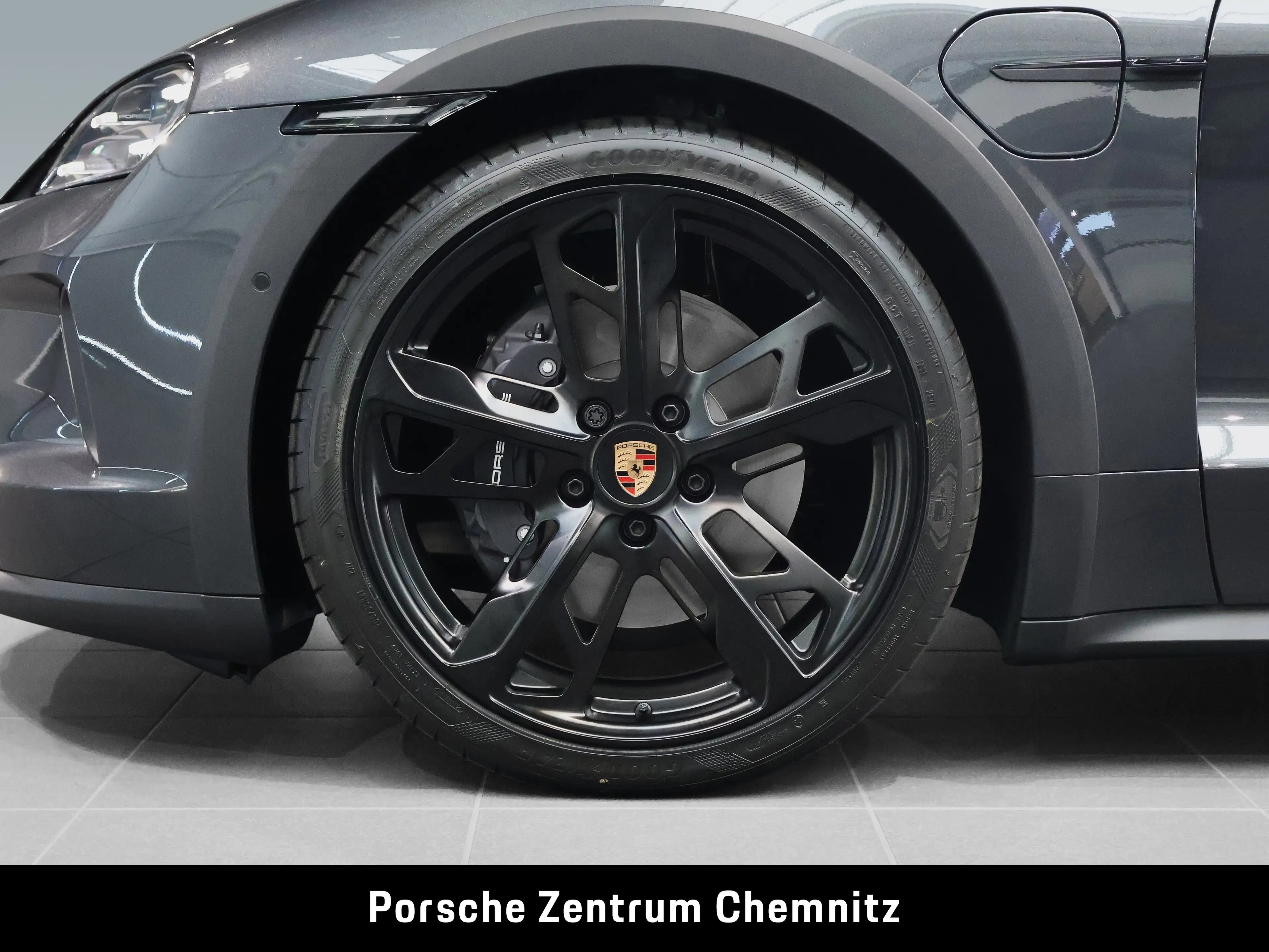 Porsche Taycan 4 Cross Turismo 4+1 Sitze;ACC;Pano;14-Wege — photo 6