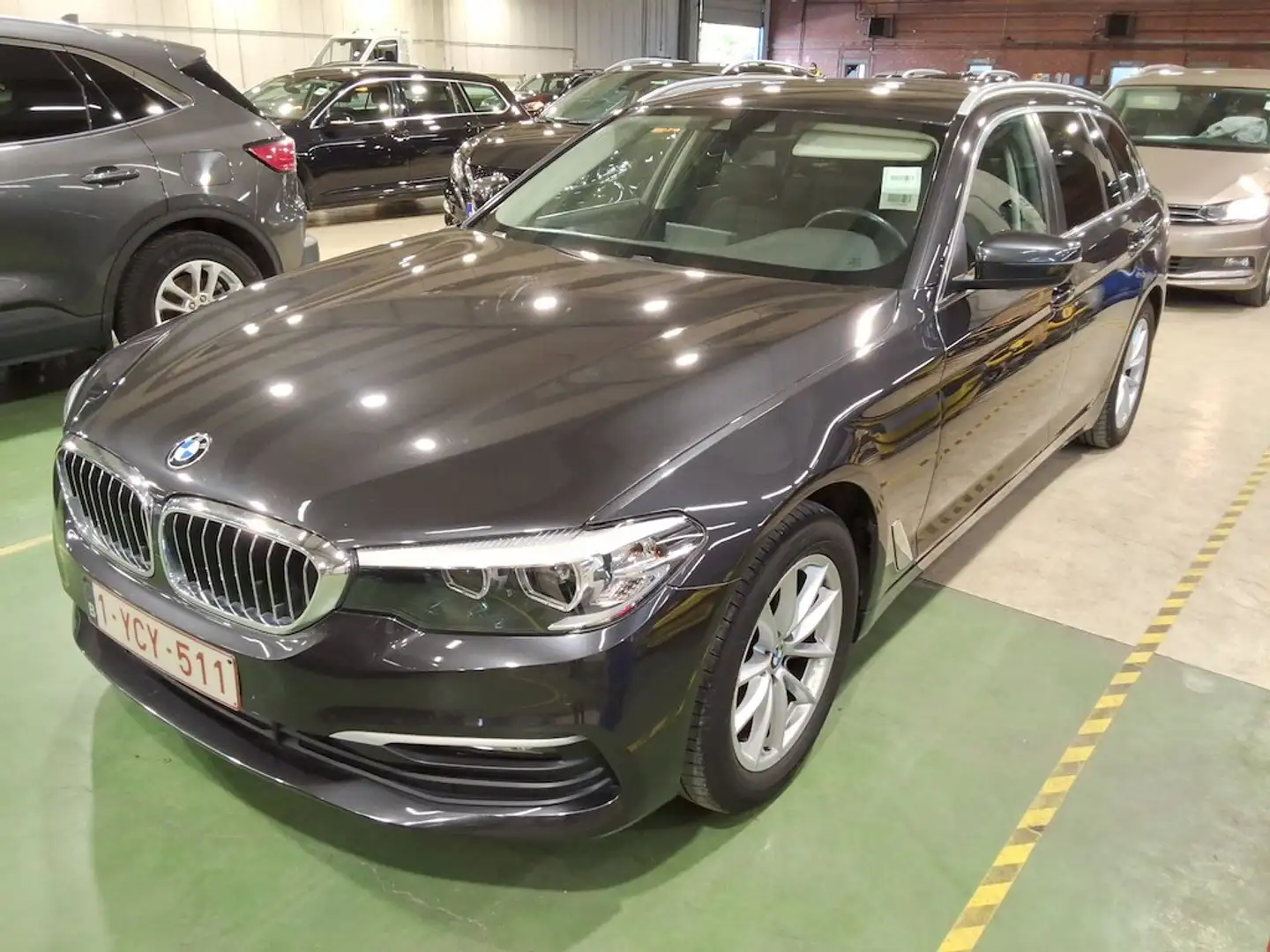 BMW 520 520i Touring Aut. Edition Lifestyle  CAMERA Zwart - 1