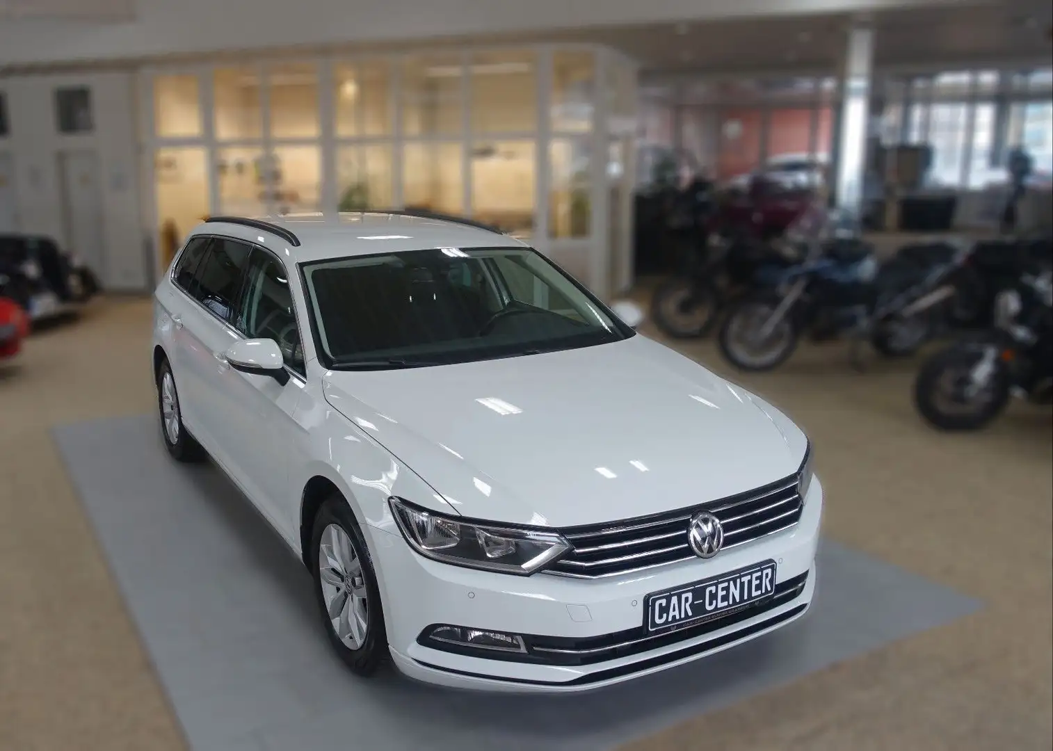Volkswagen Passat Variant 1.5 TSI OPF ACT Comf.; ACC NAV LM Weiß - 1