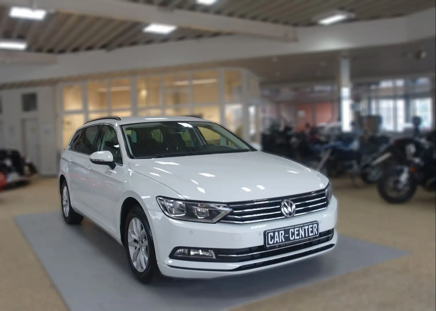Volkswagen Passat Variant 1.5 TSI OPF ACT Comf.; ACC NAV LM Weiß - 2