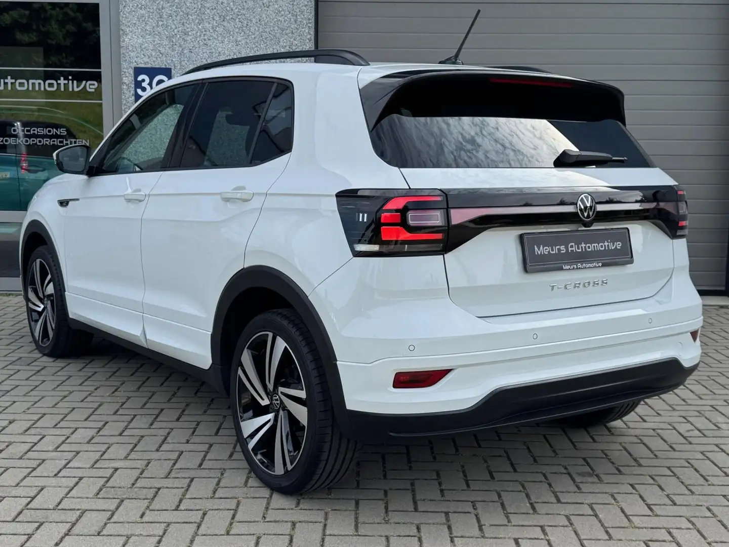 Volkswagen T-Cross 1.0 TSI 2x R-line Virtual/Stoelver/ACC/CarPlay/18 Wit - 2