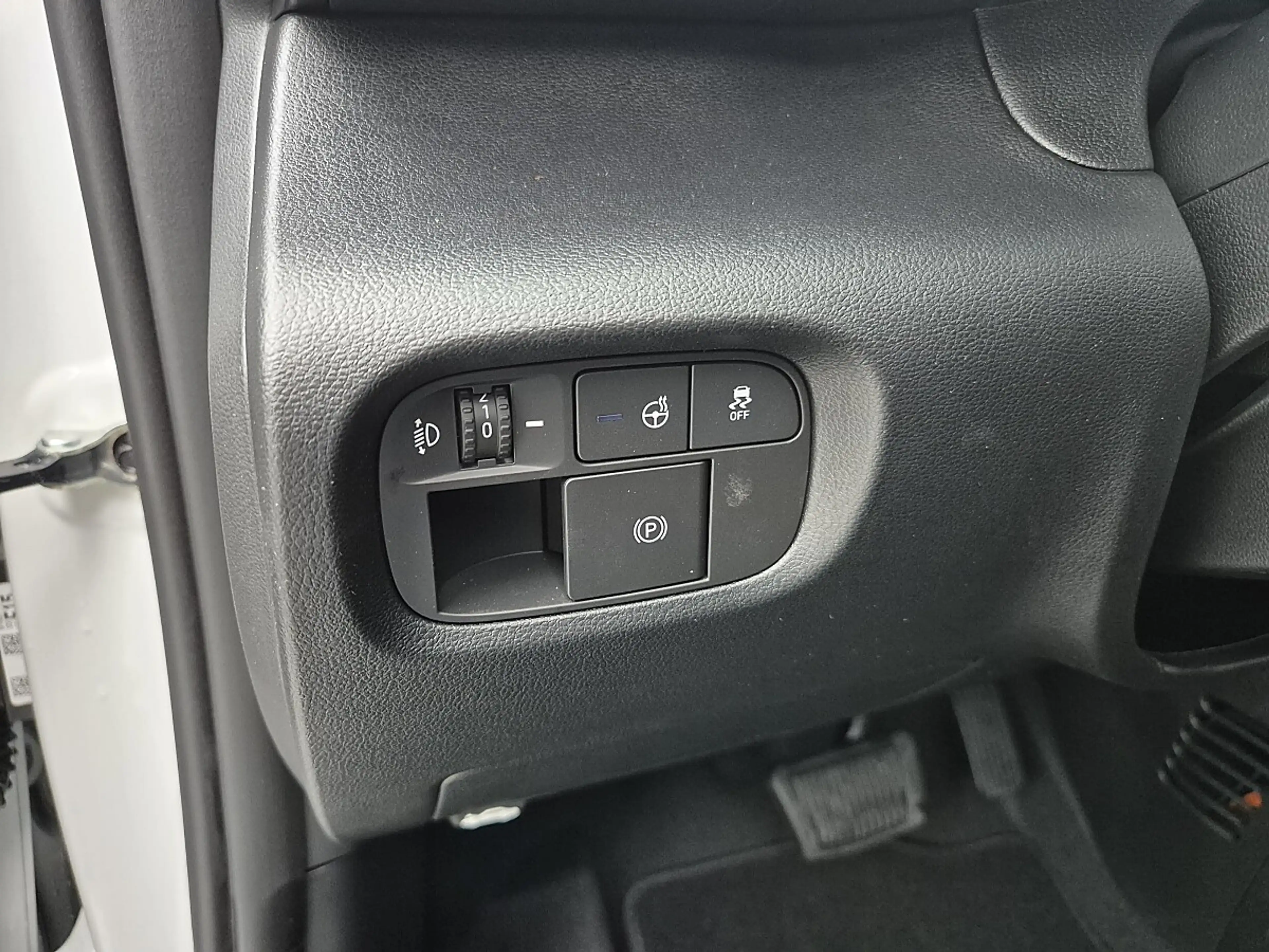 Hyundai Inster 49kWh Smart Line — photo 13