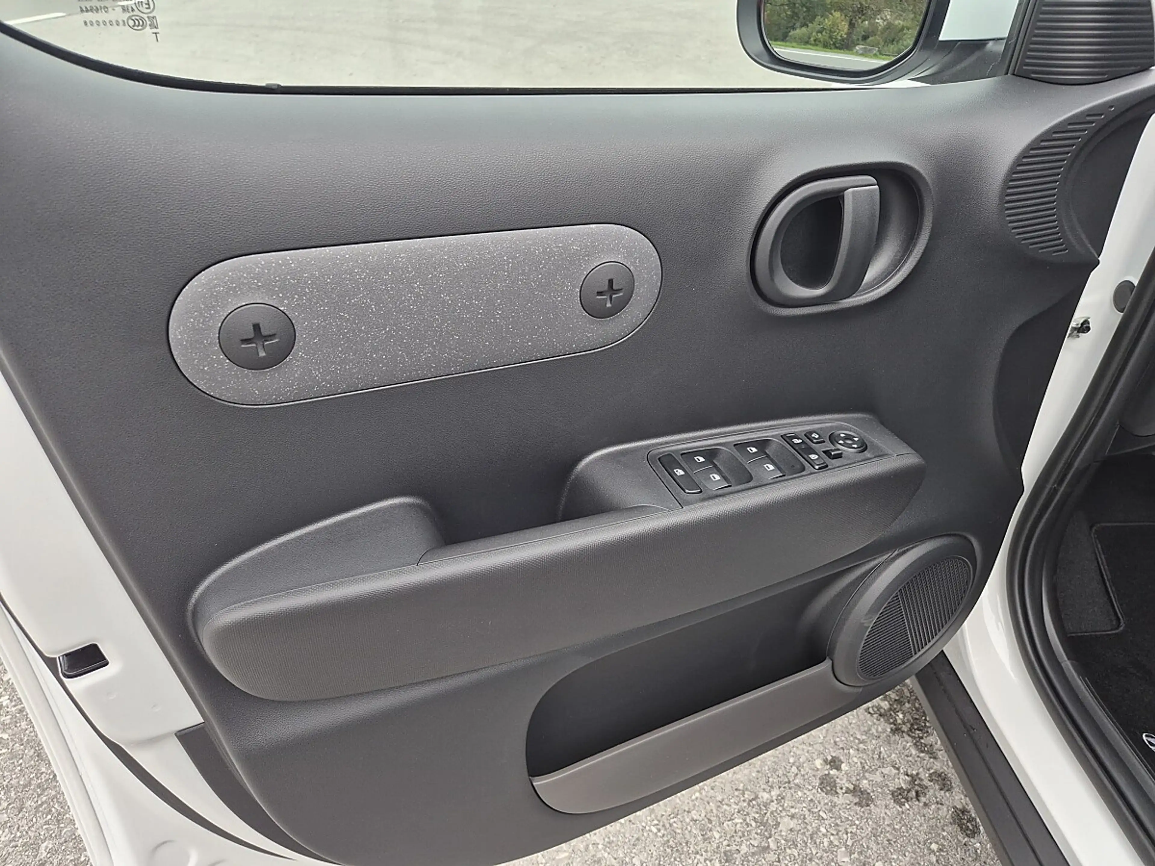 Hyundai Inster 49kWh Smart Line — photo 12