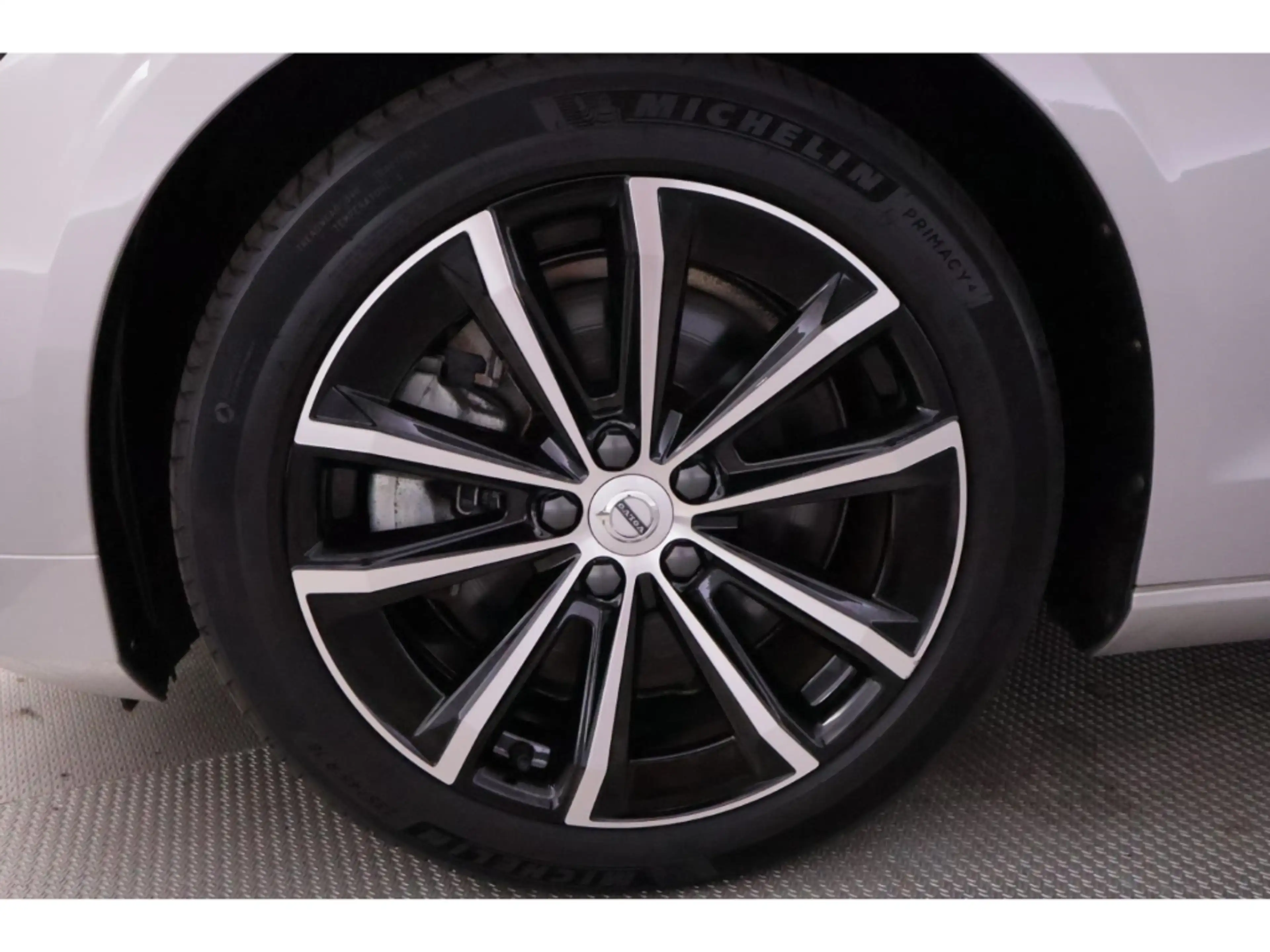 Volvo V60 T6 Twin Engine AWD Core+LED+VIRTUAL+KAMERA — photo 16