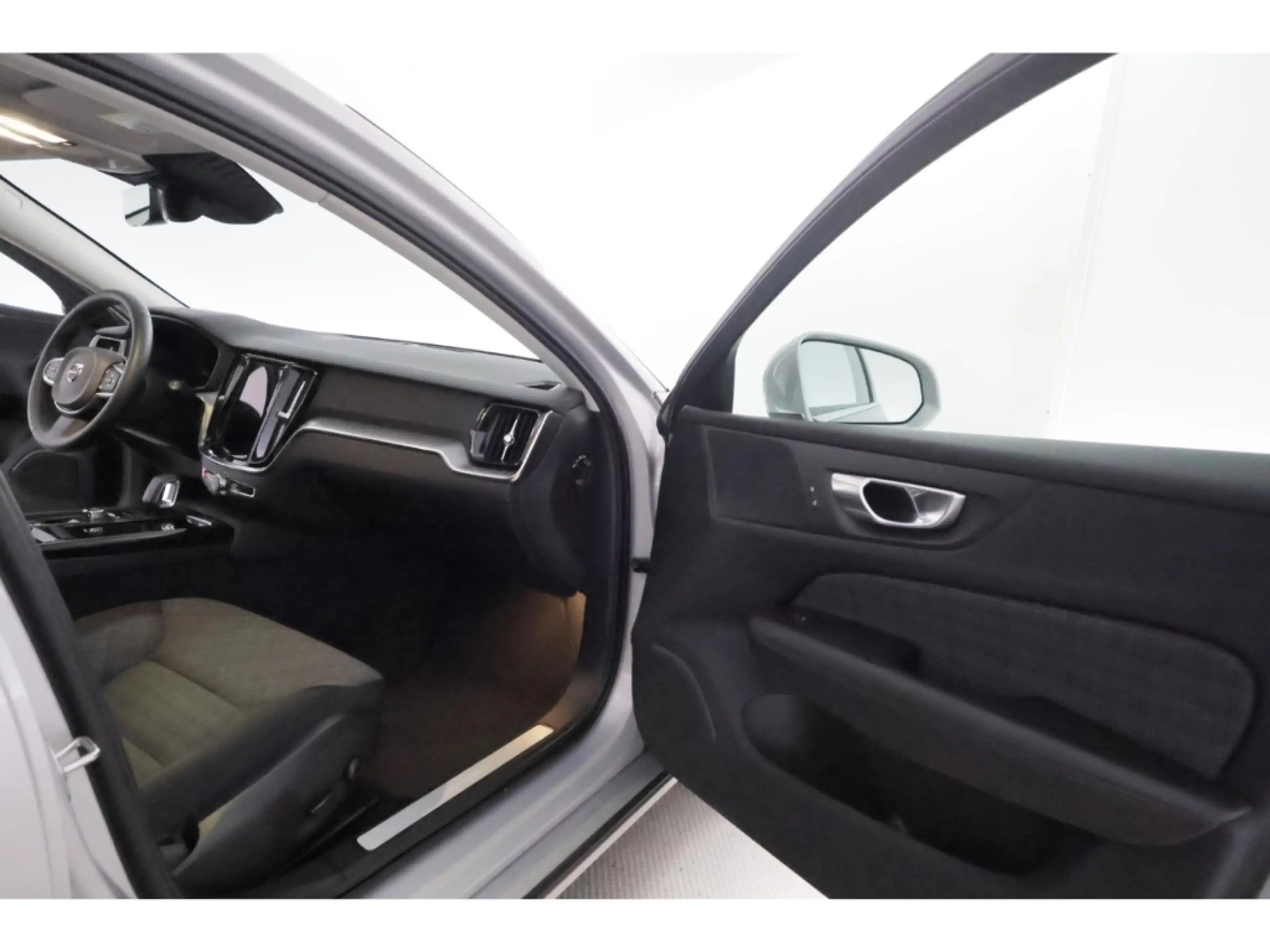 Volvo V60 T6 Twin Engine AWD Core+LED+VIRTUAL+KAMERA — photo 22