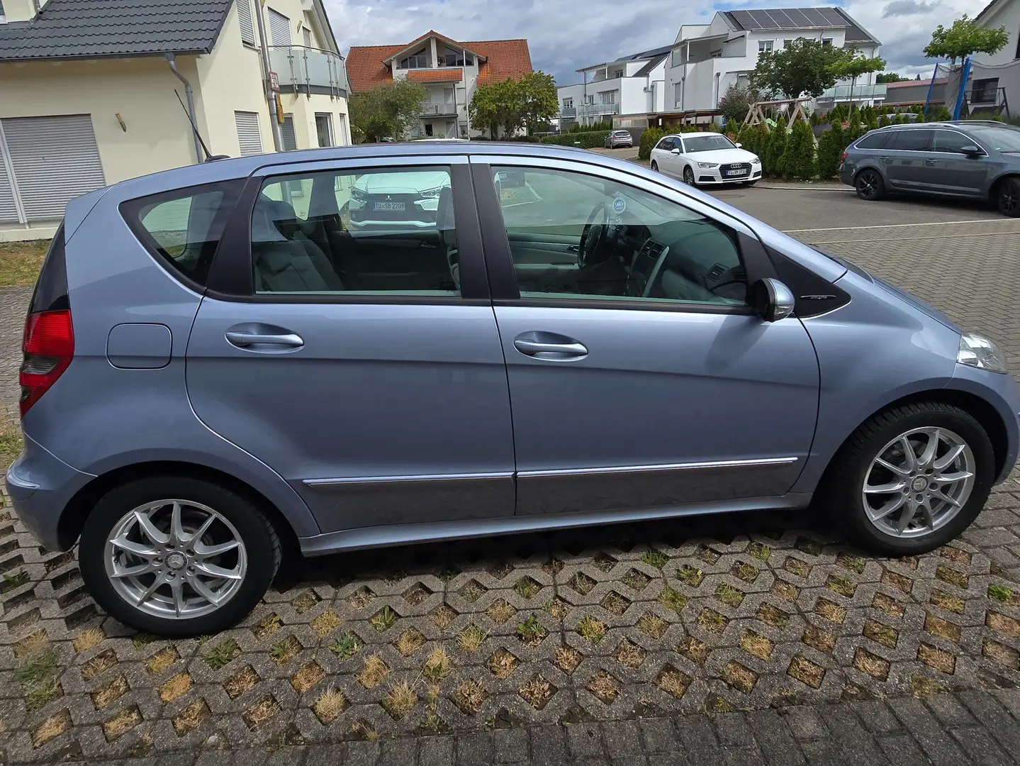 Mercedes-Benz A 170 A 170 Autotronic Avantgarde Edition 10 Bleu - 2