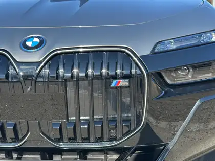 Annonce voiture d'occasion BMW i7 - CARADIZE