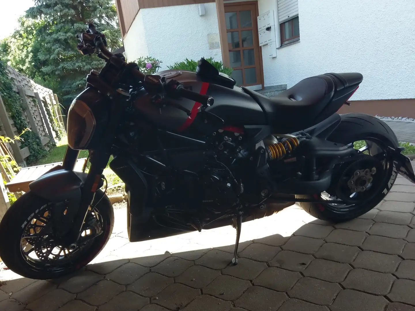 Ducati XDiavel Blackstar Gris - 2
