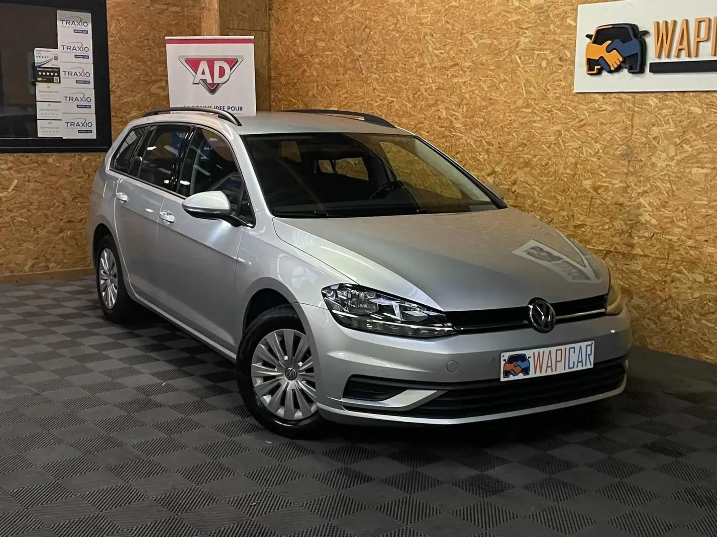 Volkswagen Golf SW 1.6TDi ** Camera ** Att Remorque Gris - 1
