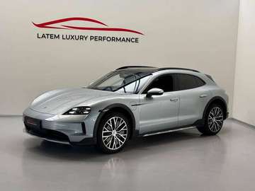 4 Cross Turismo