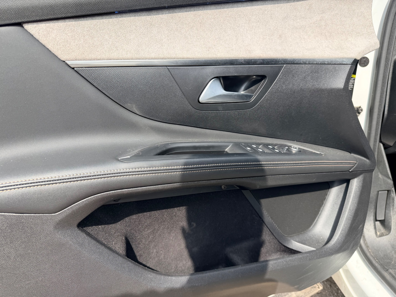 Peugeot 5008 1.2 PureTech GT leer massage 7 persoons — photo 4