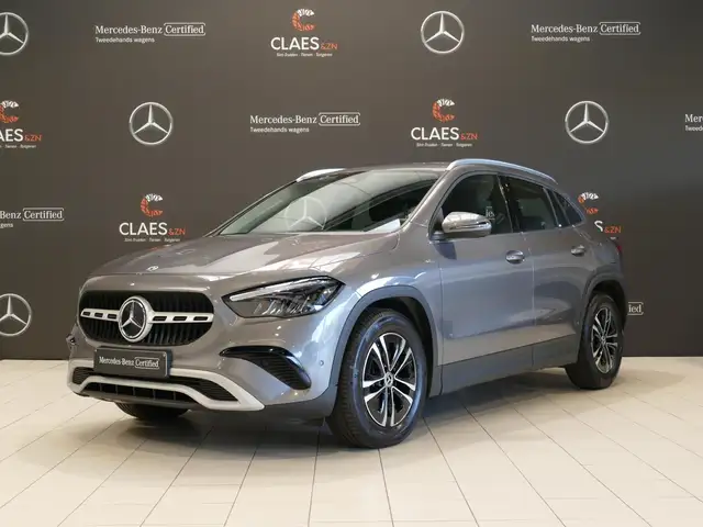Mercedes-Benz GLA 180 180d Business Line DOS 8411