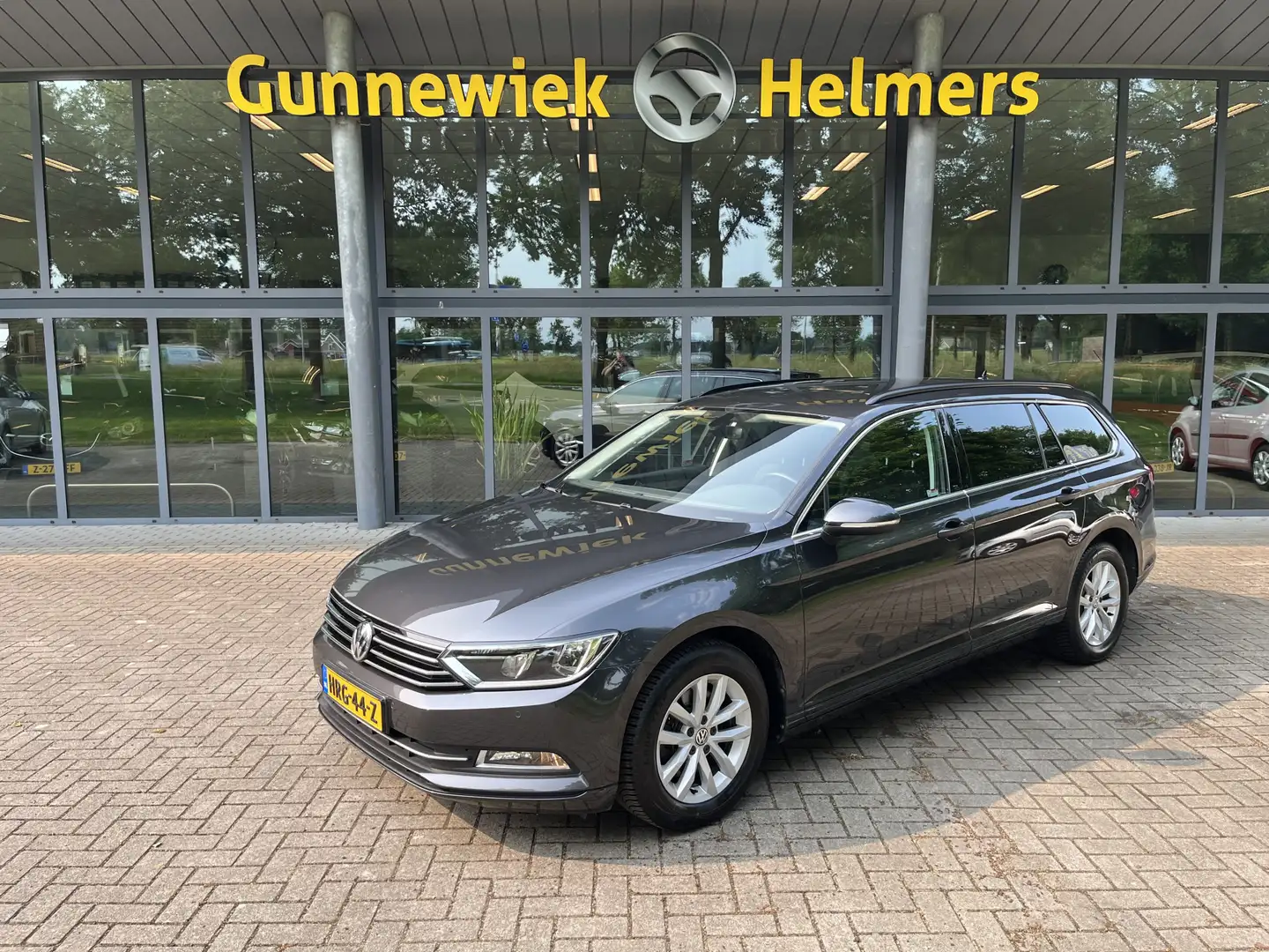 Volkswagen Passat Variant 1.4 TSI ACT Comfortline Business | ADT. CRUISE | P Grau - 1