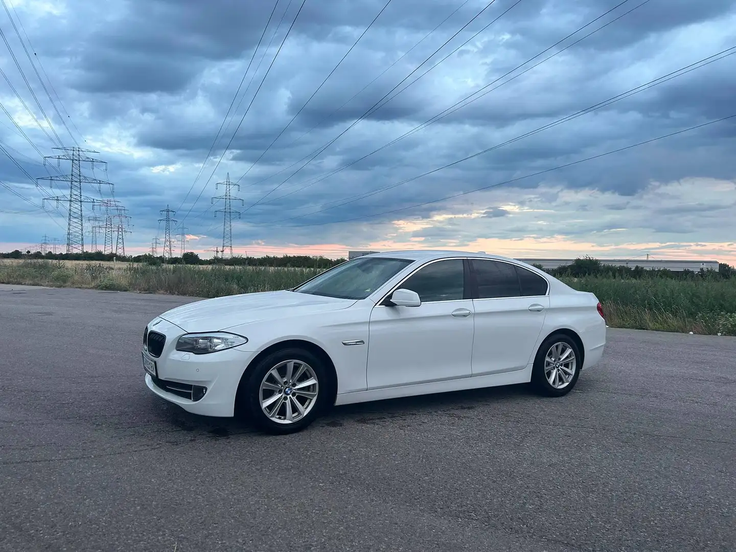 BMW 520 520d Aut. Österreich-Paket Weiß - 2