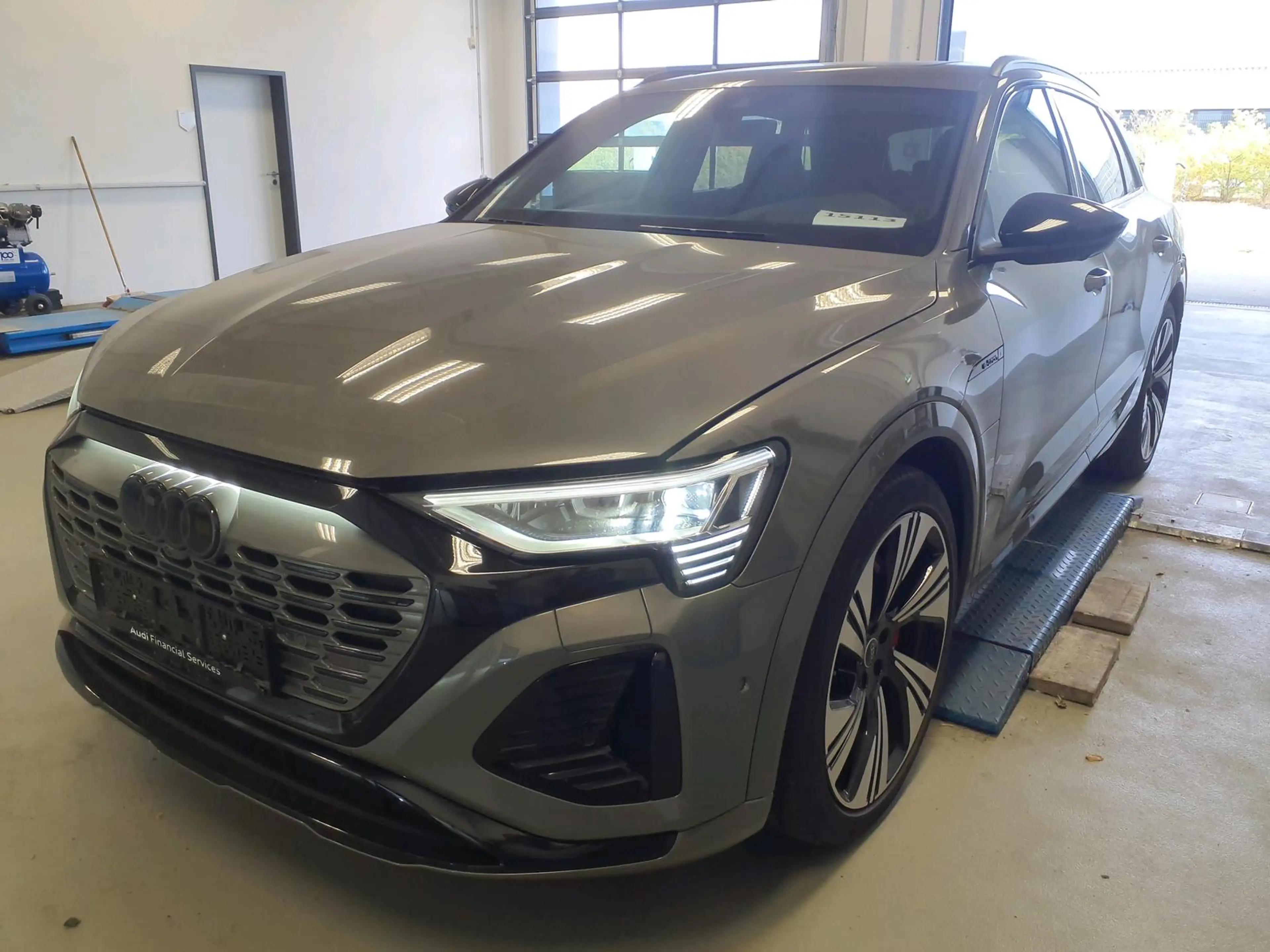 Audi Q8 e-tron 55 2x S line ACC AHK HuD PANO S-SITZE