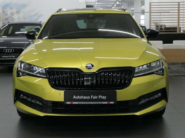 Skoda Superb Combi Sportline DSG PANO/LED/CARPL/U-FREI