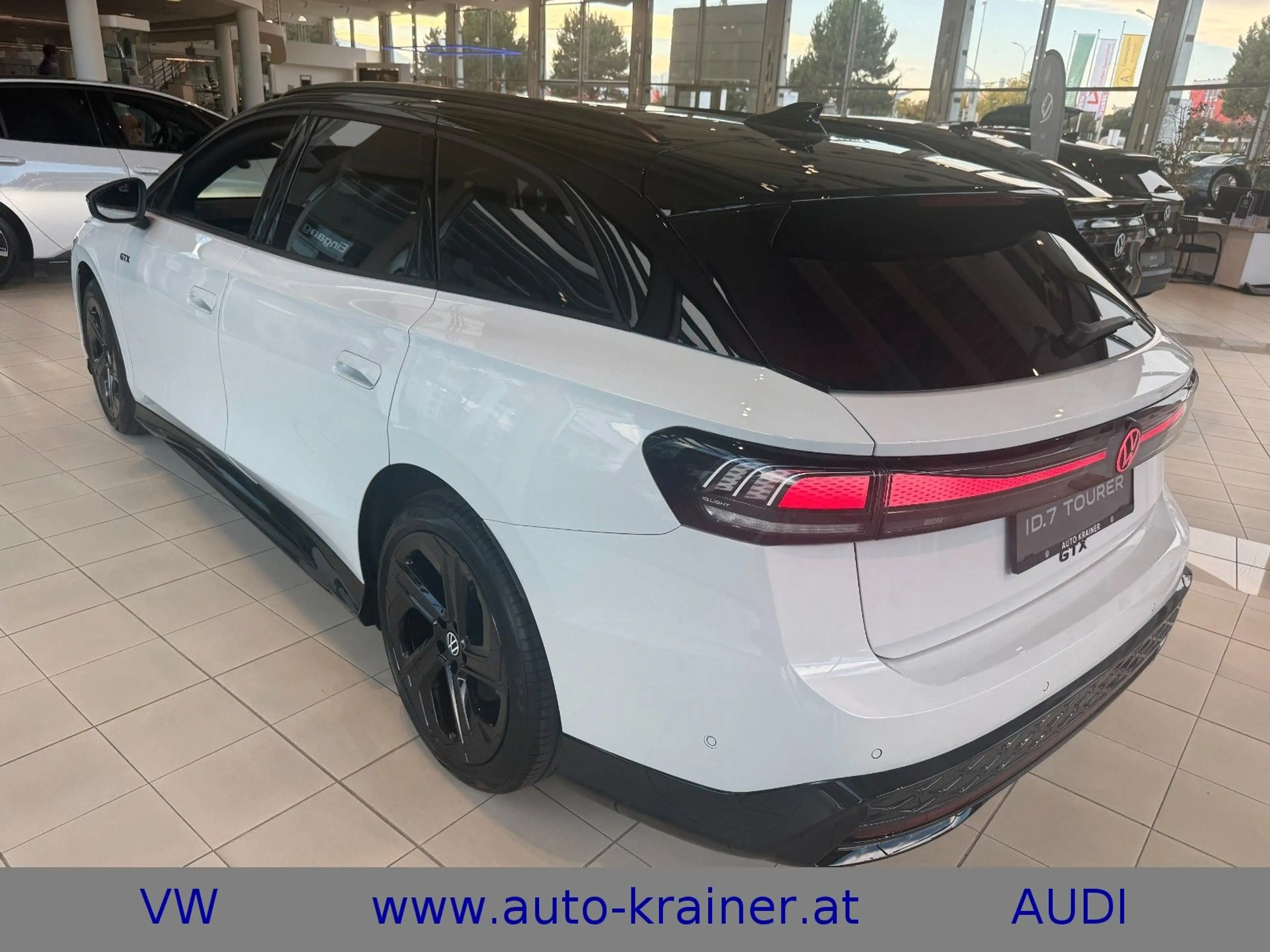Volkswagen ID.7 Tourer GTX 4MOTION 250 kW / 86 kWh VOLL!!* — photo 4