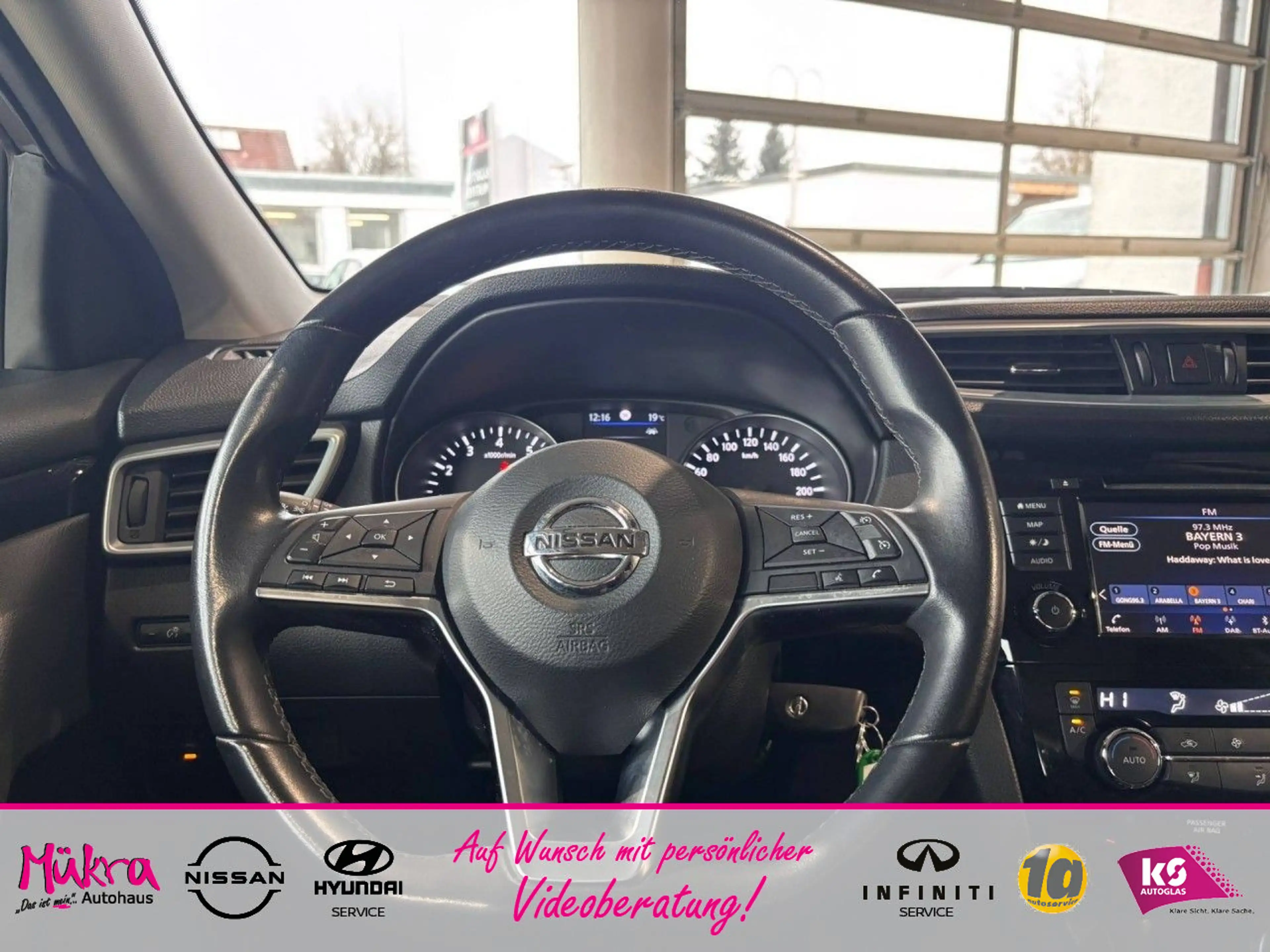 Nissan Qashqai QASHQAI Shiro 1.3 DIG-T 140 PS 6MT Navigation RF — photo 14