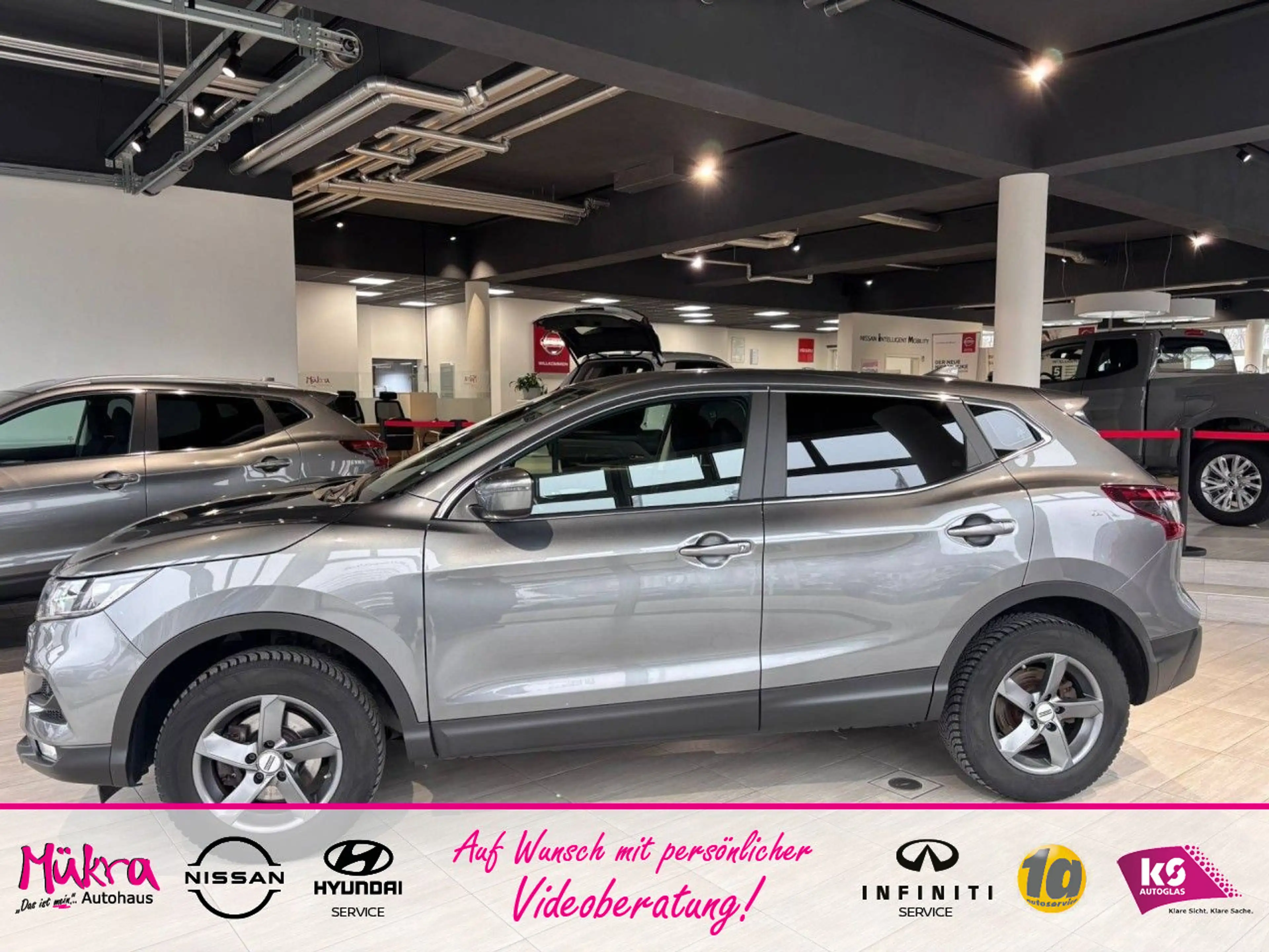 Nissan Qashqai QASHQAI Shiro 1.3 DIG-T 140 PS 6MT Navigation RF — photo 3