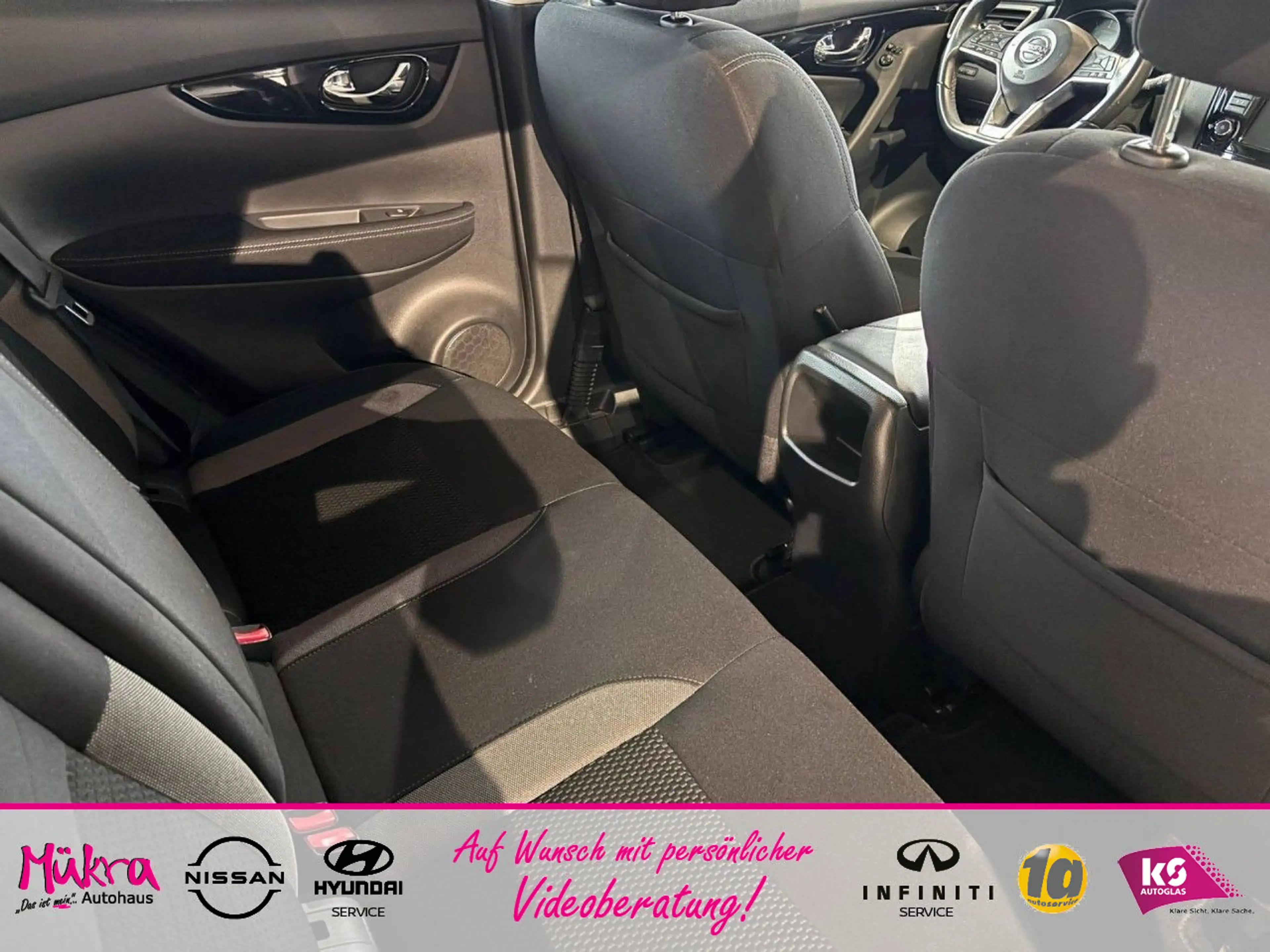 Nissan Qashqai QASHQAI Shiro 1.3 DIG-T 140 PS 6MT Navigation RF — photo 10