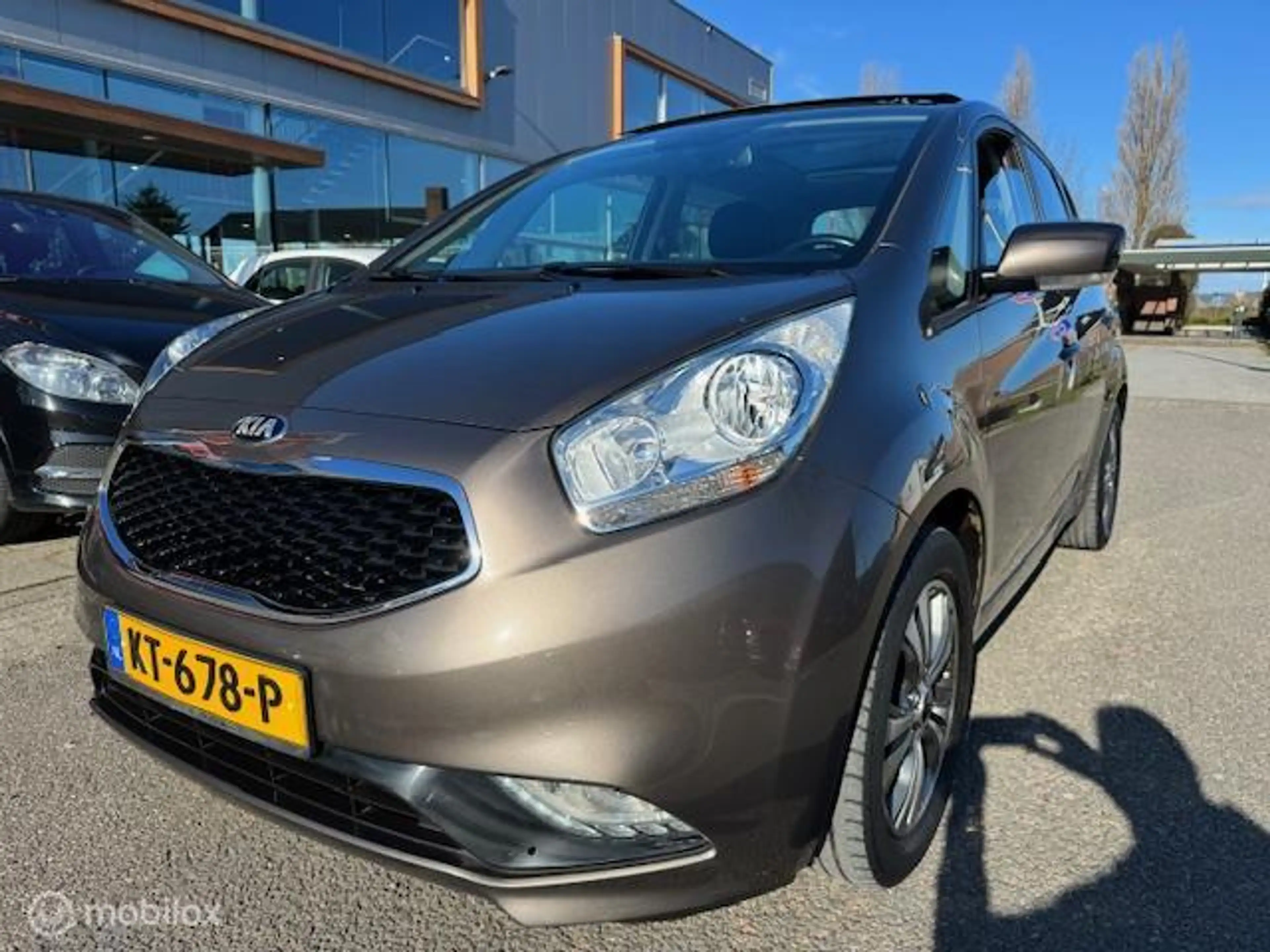 Kia Venga 1.4 CVVT ExecutiveLine Panorama schuif kantel dak — photo 10