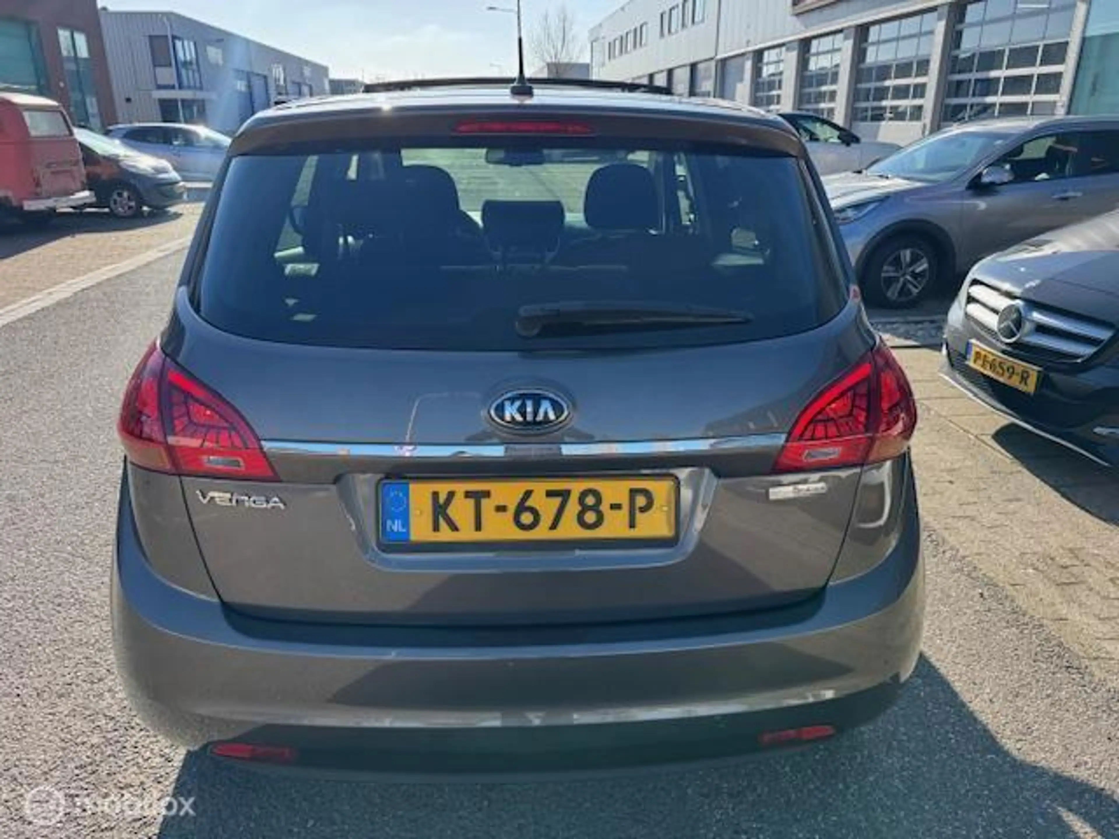 Kia Venga 1.4 CVVT ExecutiveLine Panorama schuif kantel dak — photo 4