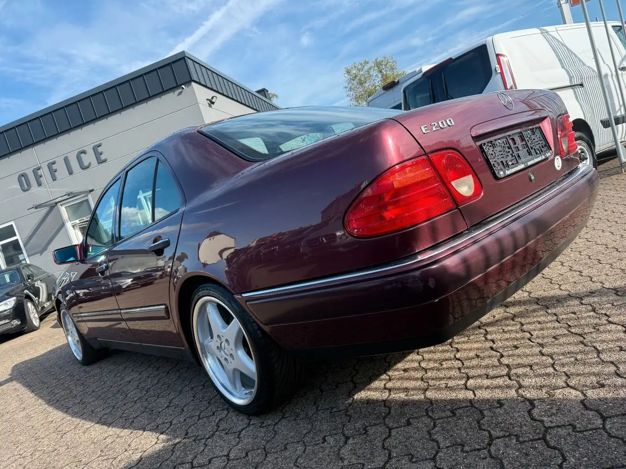 Mercedes-Benz E 200 ELEGANCE, Klima, foto 8