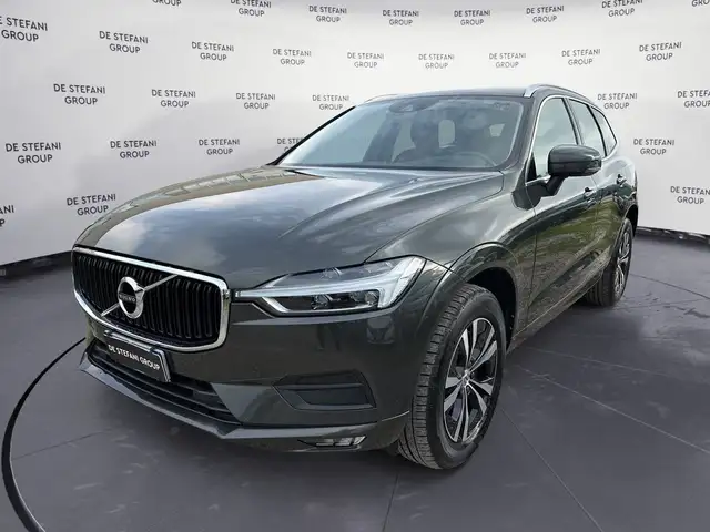 Volvo XC60 XC60 2.0 b4 Momentum Pro awd auto