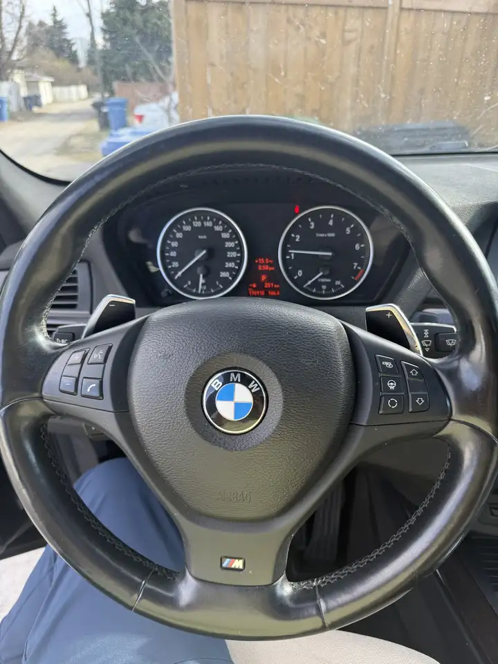 BMW X5 снимка BMW X5