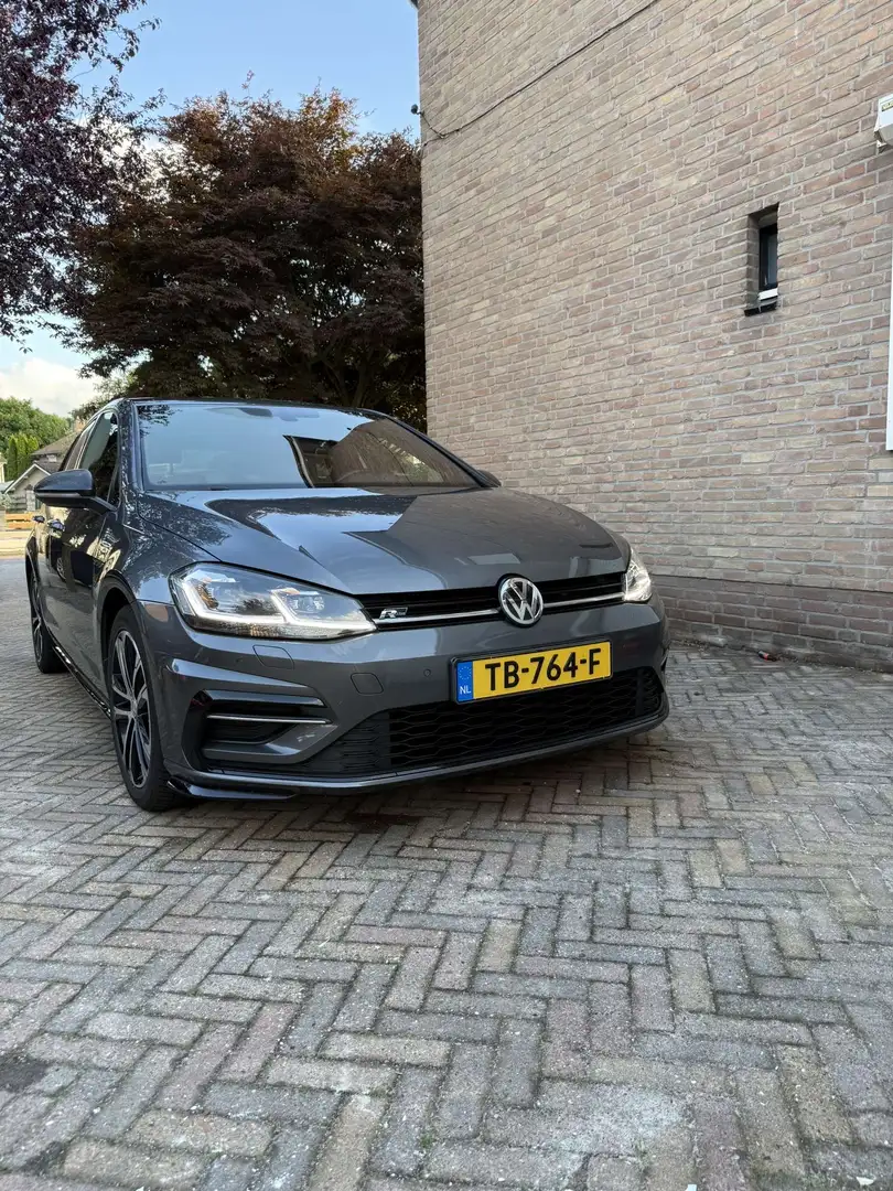 Volkswagen Golf R-line TSI 7-DSG Grijs - 1