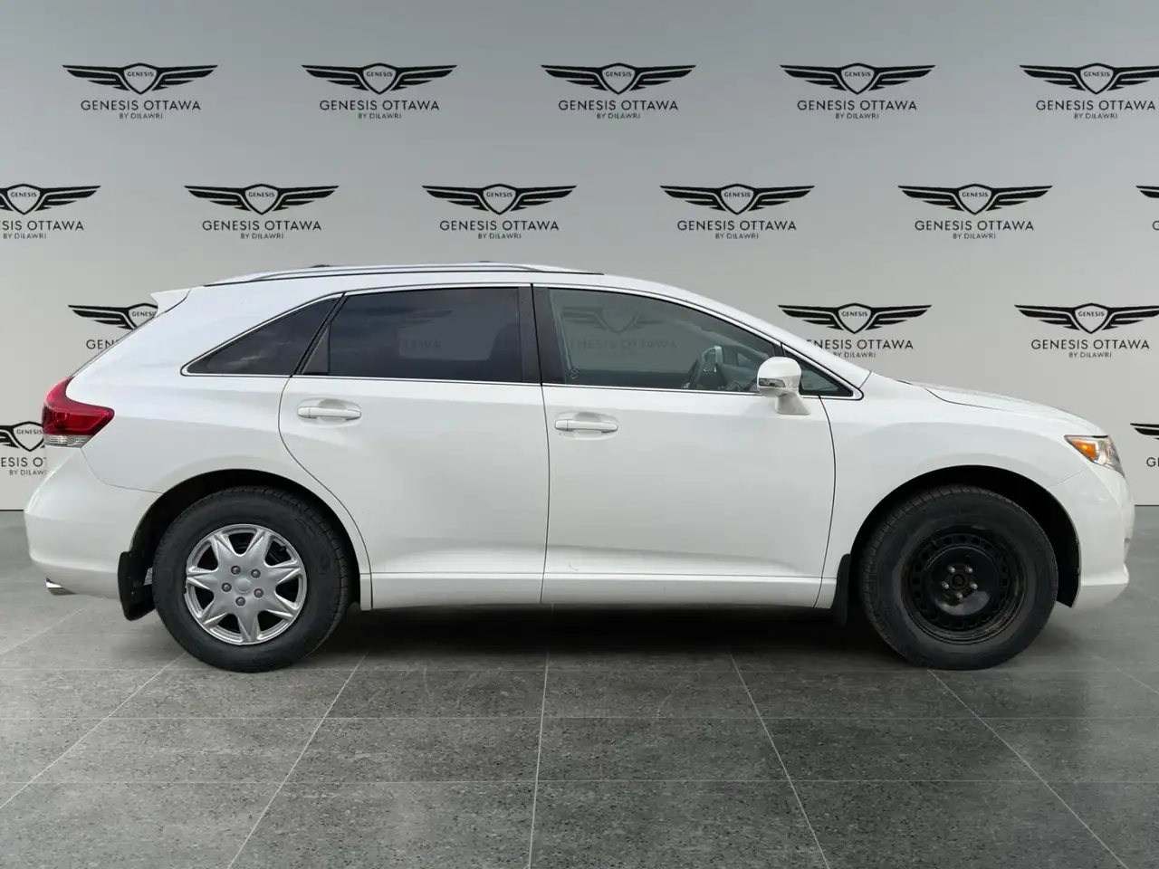 Toyota Venza снимка Toyota Venza