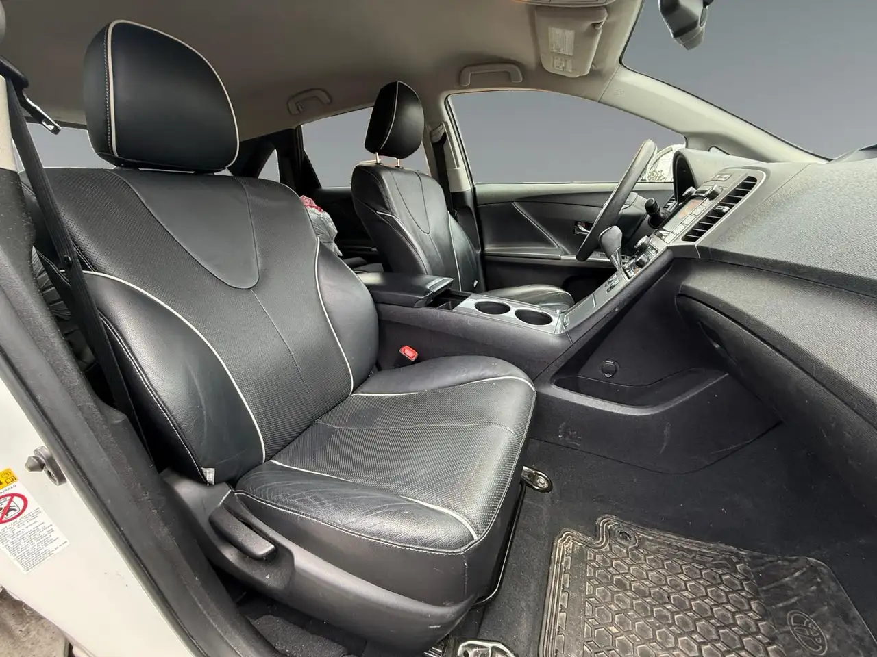Toyota Venza снимка Toyota Venza