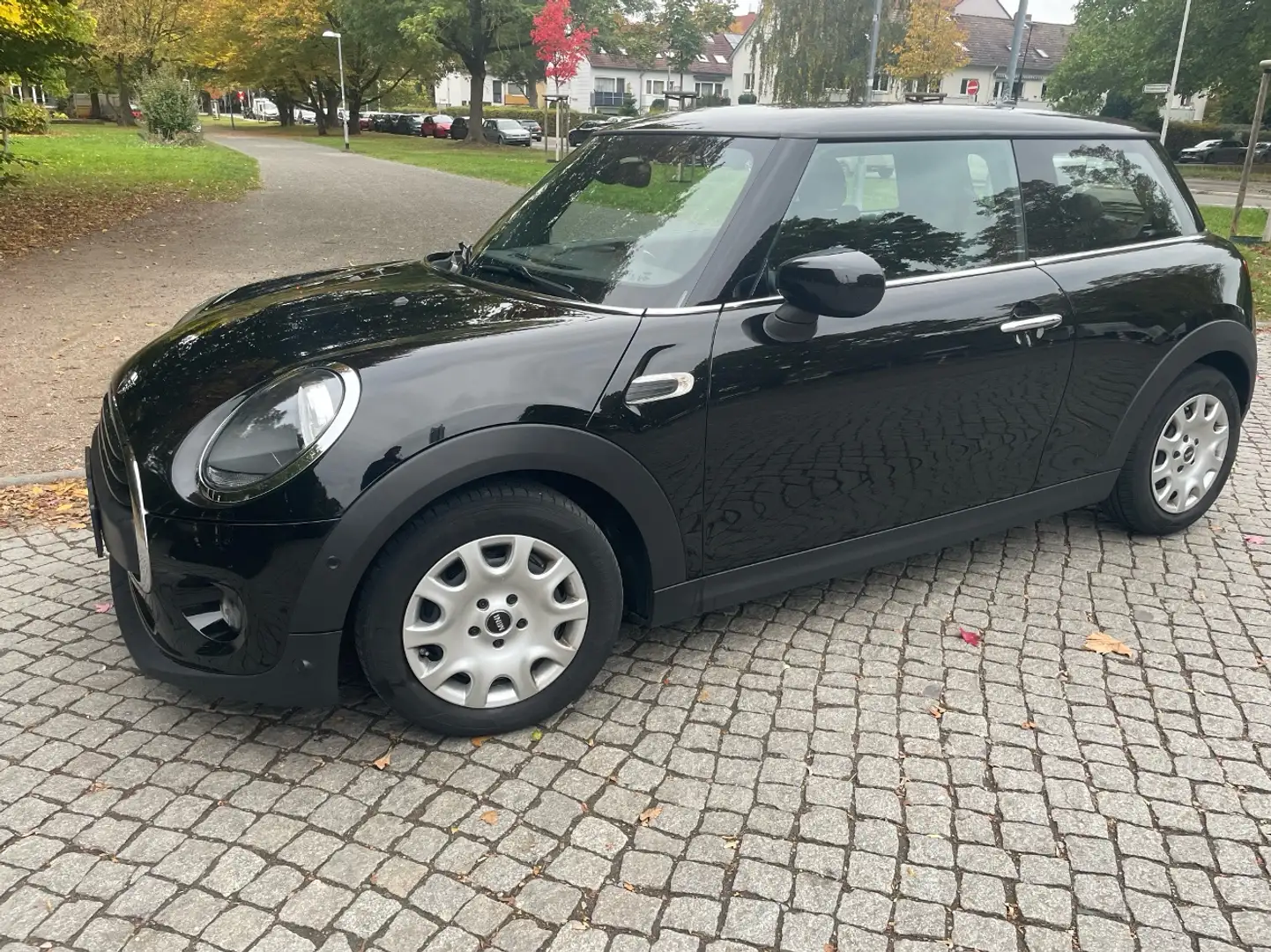 MINI One Mini One Schwarz - 1