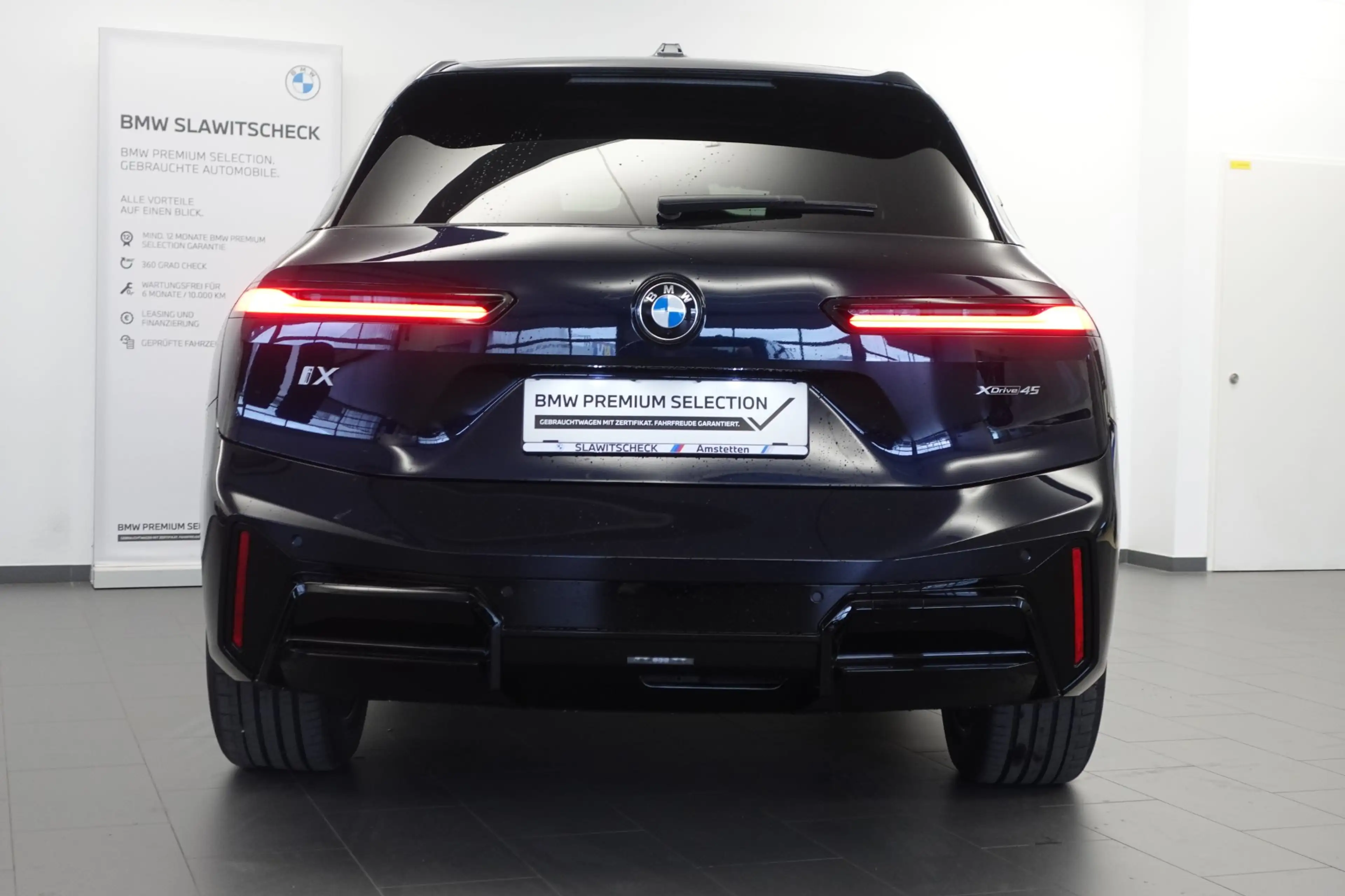 BMW iX xDrive45 I20 — photo 5
