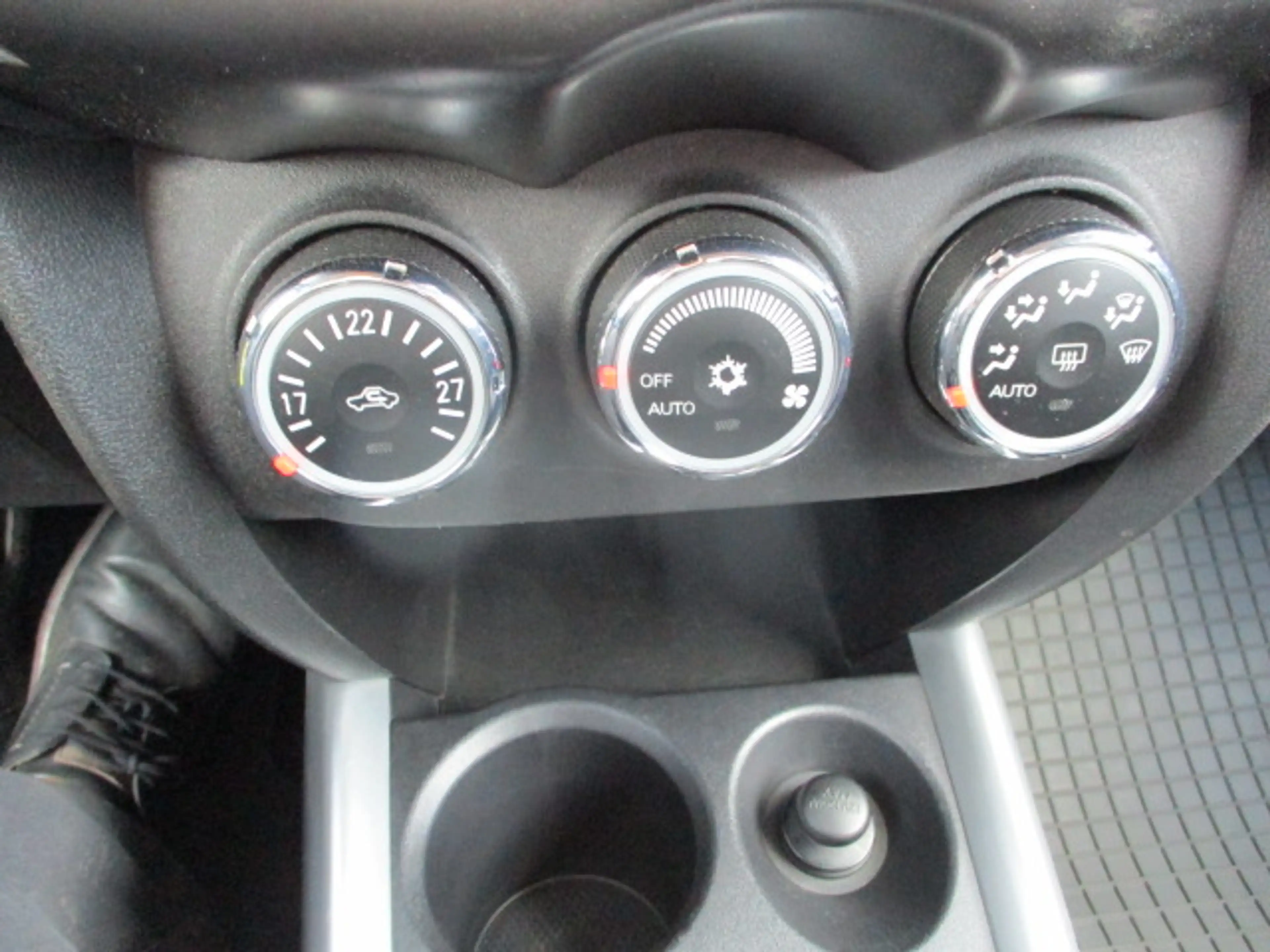 Mitsubishi ASX ASX Diesel 1.8 DI-D 2WD 35 Jahre — photo 12