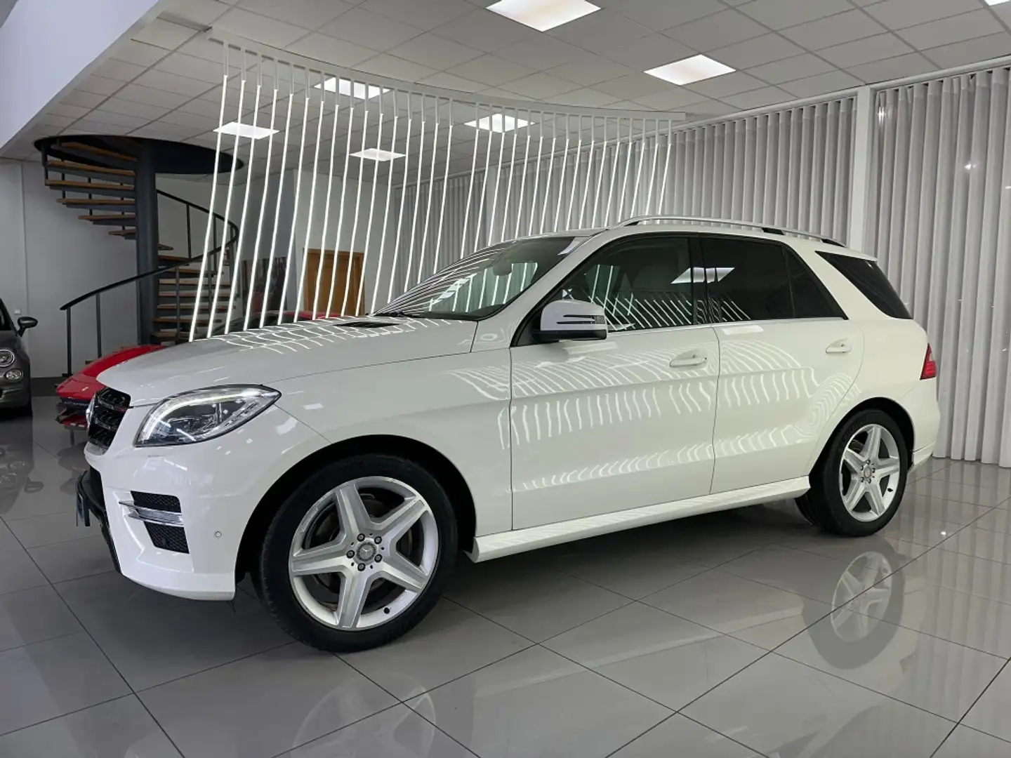 Mercedes-Benz ML 350 350BlueTec 4M Edition 1 7G Plus Weiß - 2