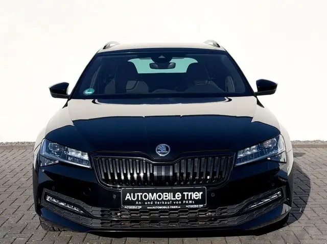 Skoda Superb view 2
