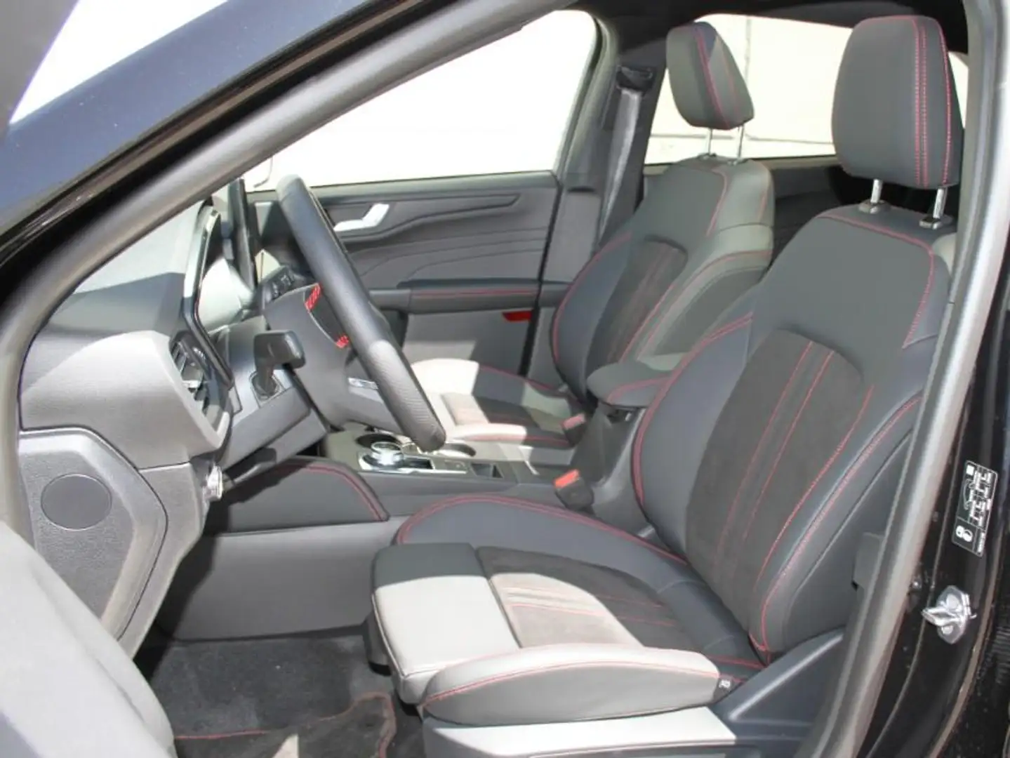 Ford Kuga 2.5 PHEV ST-Line X Vollausstatt Pano Matrix Zwart - 2