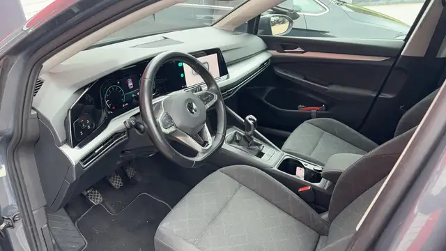 Volkswagen Golf view 5