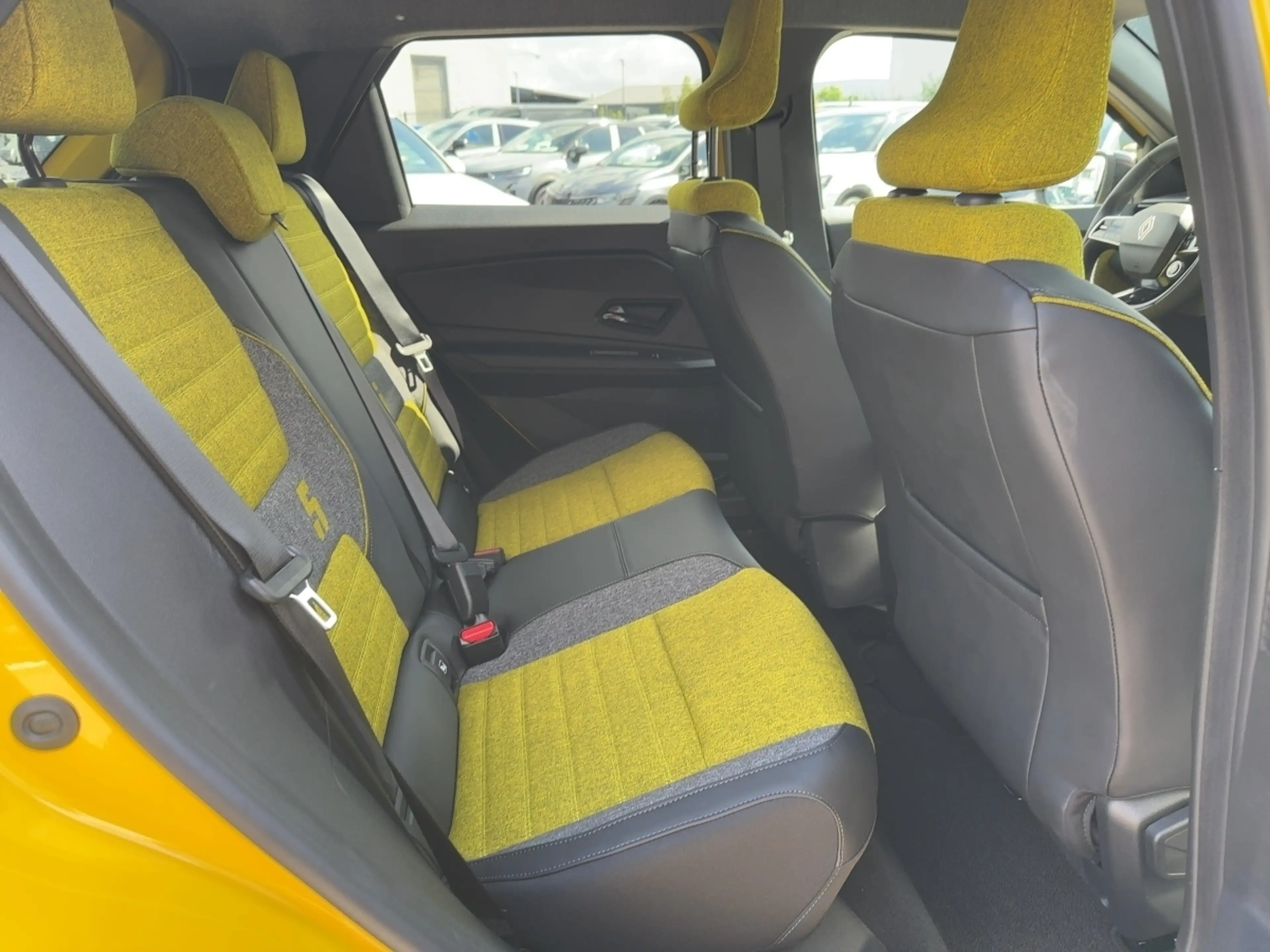 Renault R 5 E-Tech Iconic Five 150 Comfort Range*CCS*SHZ* — photo 12