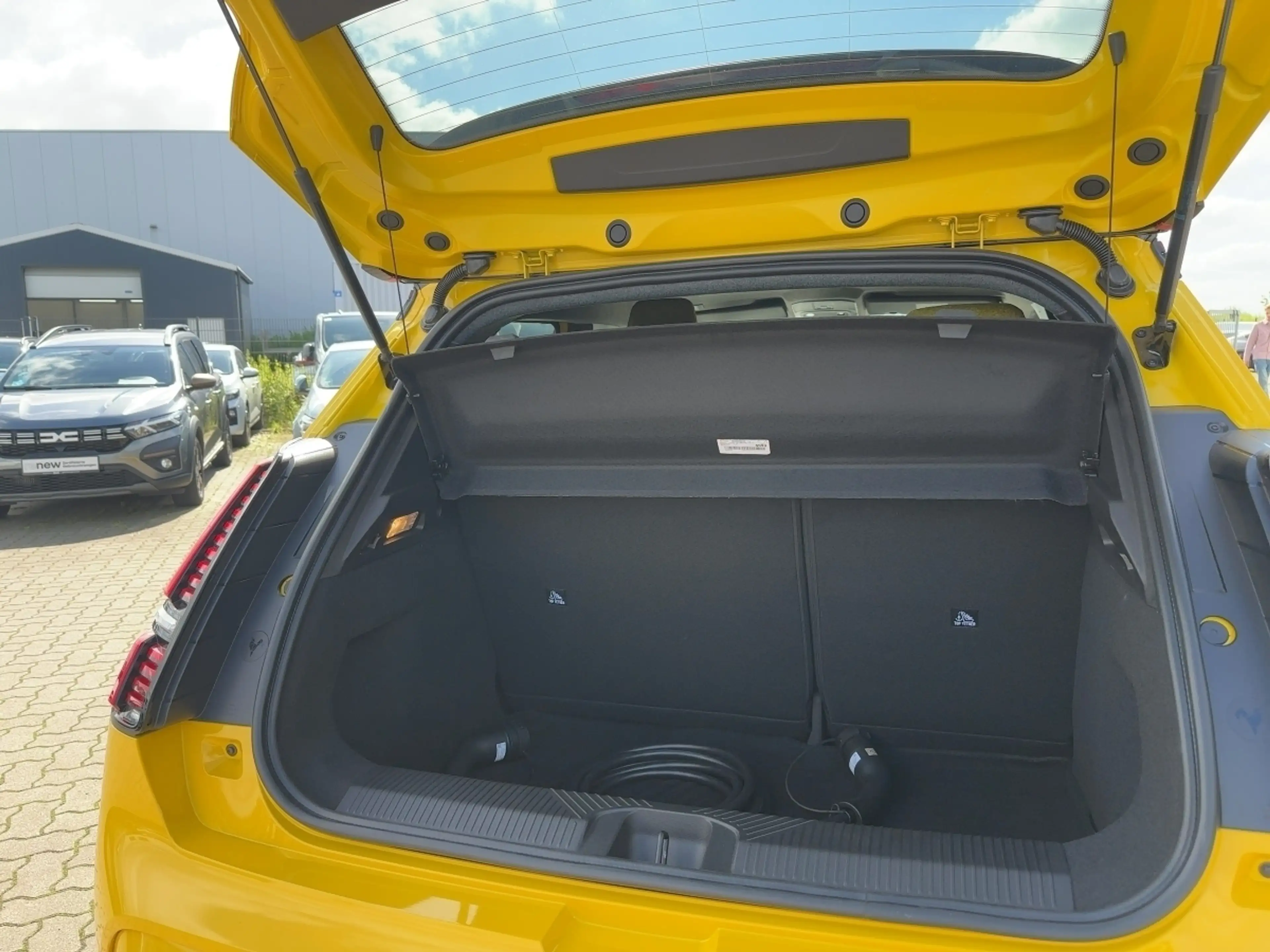Renault R 5 E-Tech Iconic Five 150 Comfort Range*CCS*SHZ* — photo 13
