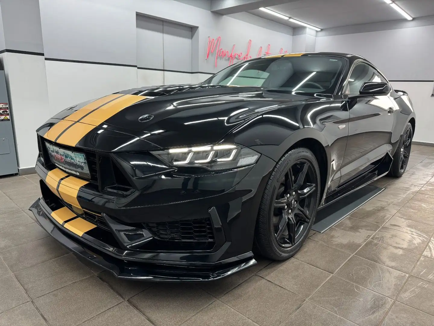 Ford Mustang 2.3 Eco Coupe/MY-25 Bodykit/Duplex-AGA/ Schwarz - 1