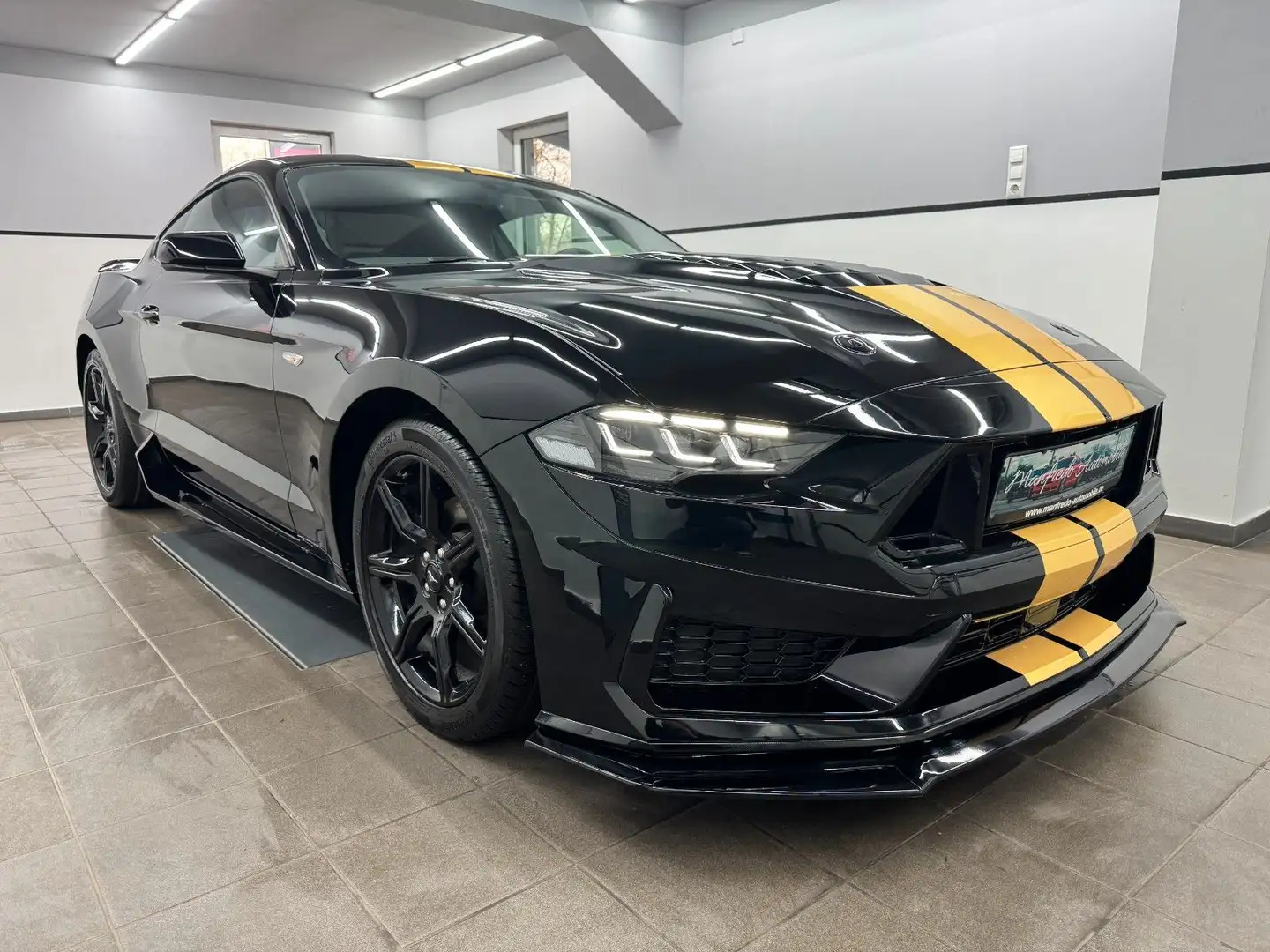 Ford Mustang 2.3 Eco Coupe/MY-25 Bodykit/Duplex-AGA/ Schwarz - 2